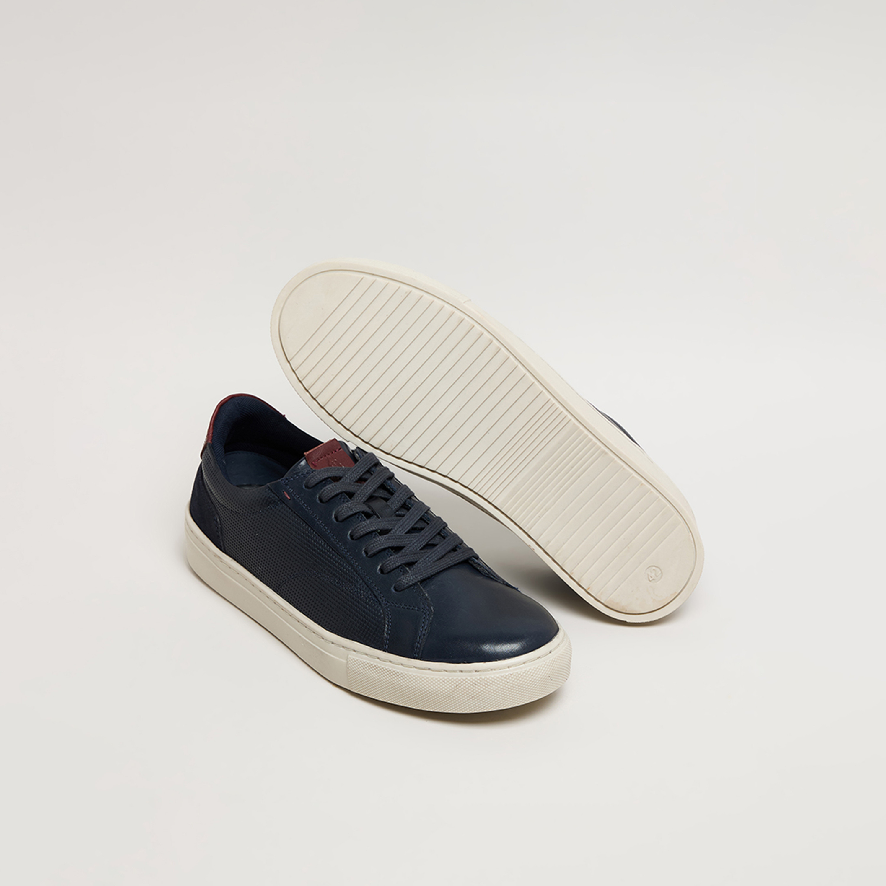 أحذية سنيكرز رجالية برباط من هاش بابيز | HPM-STOCKS1-men-shoes-sneakers-image-8