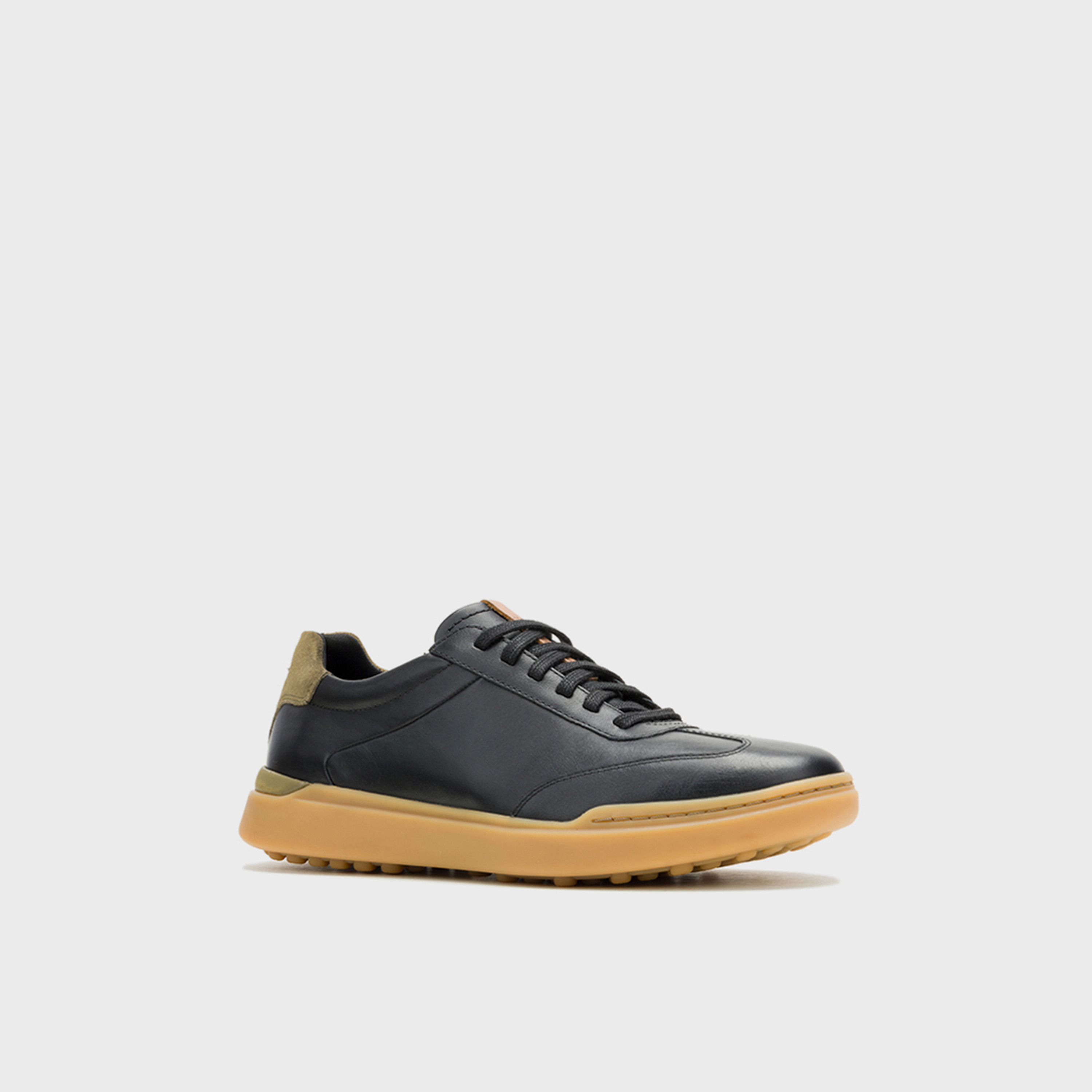 هاش بوبيز - حذاء رياضي باونس سي تي رجالي برباط كاحل منخفض | HPM10875-men-shoes-sneakers-image-1