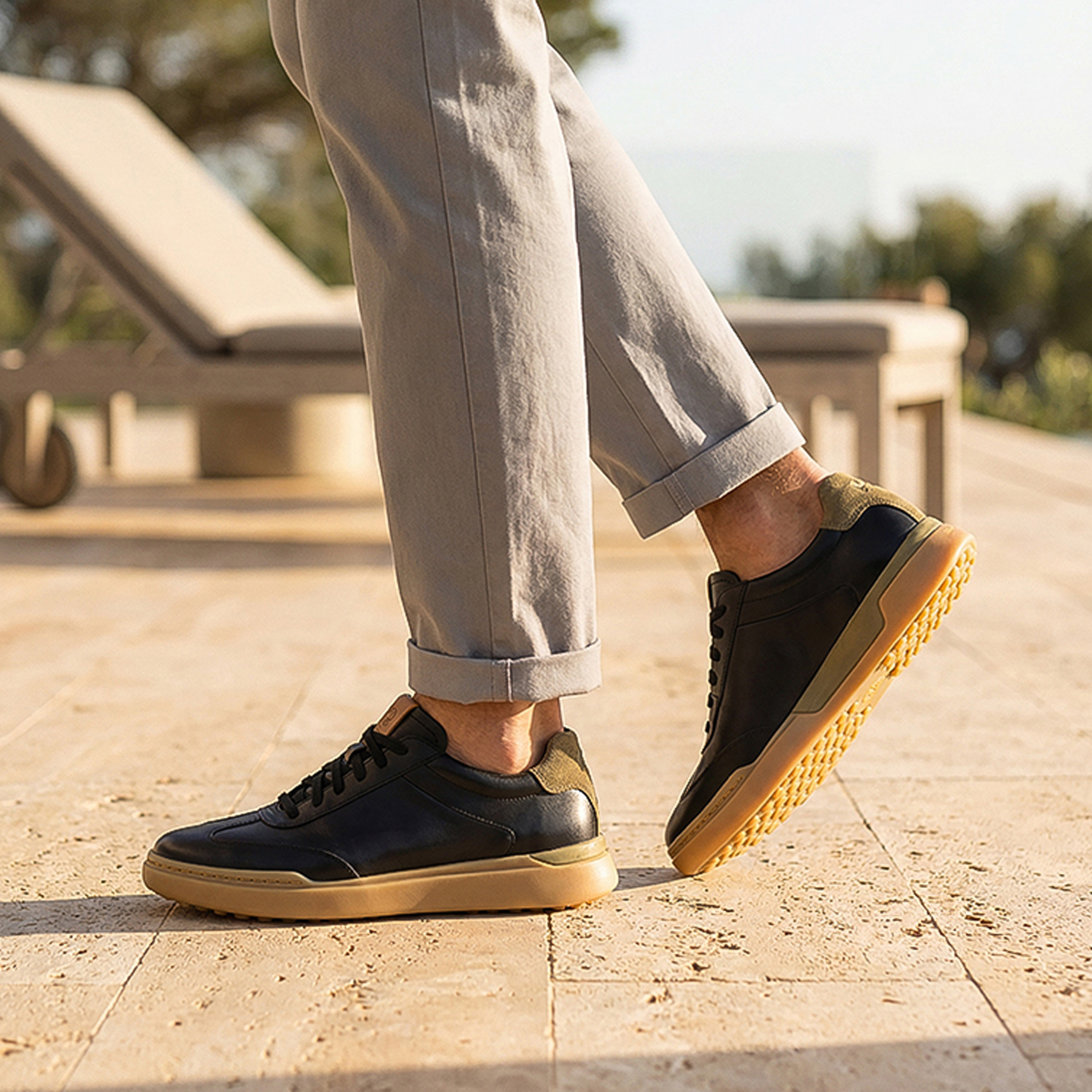 هاش بوبيز - حذاء رياضي باونس سي تي رجالي برباط كاحل منخفض | HPM10875-men-shoes-sneakers-image-2