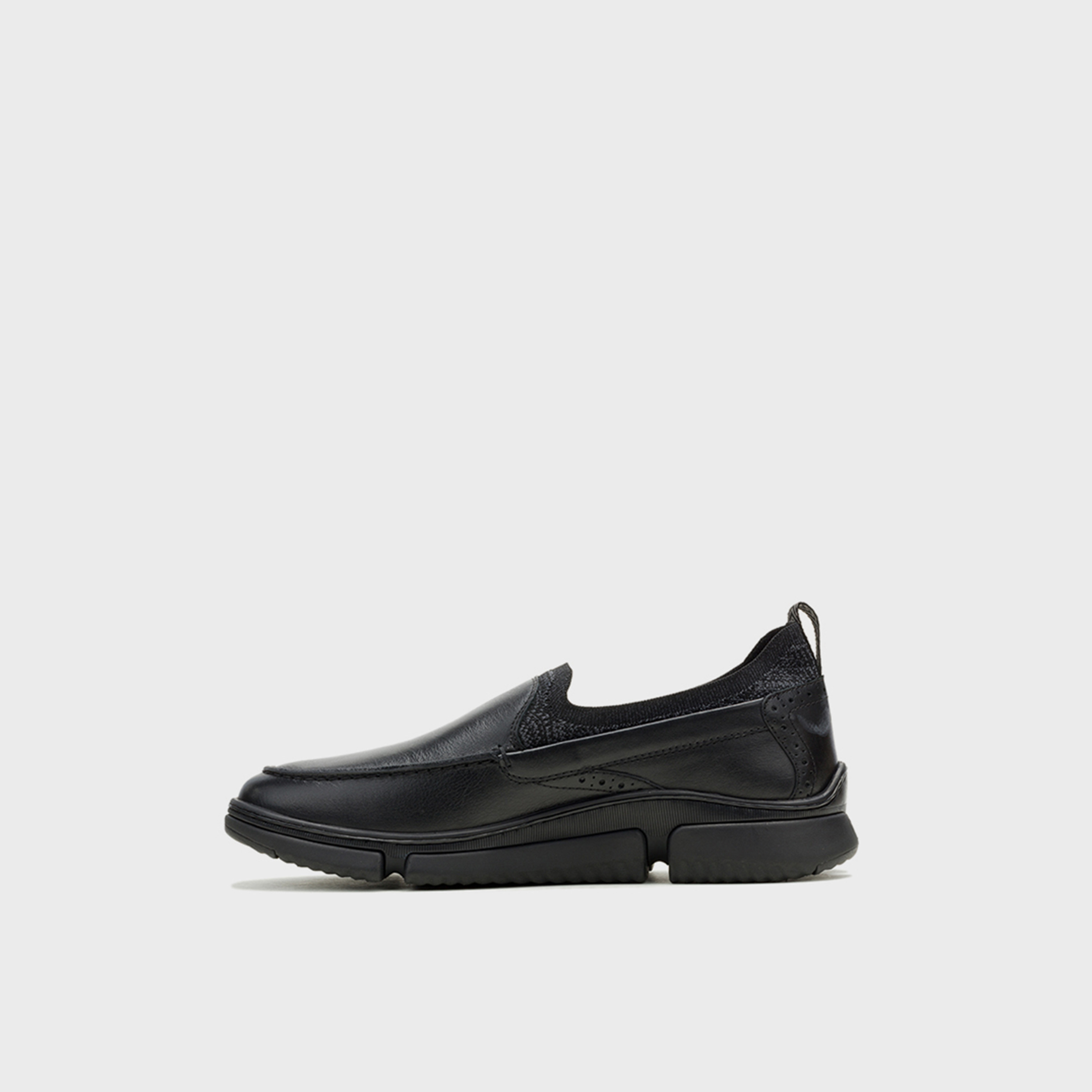 Hush Puppies Men's Slip-On Bennet Low Ankle Sneakers | HPM10908-men-shoes-sneakers-image-4