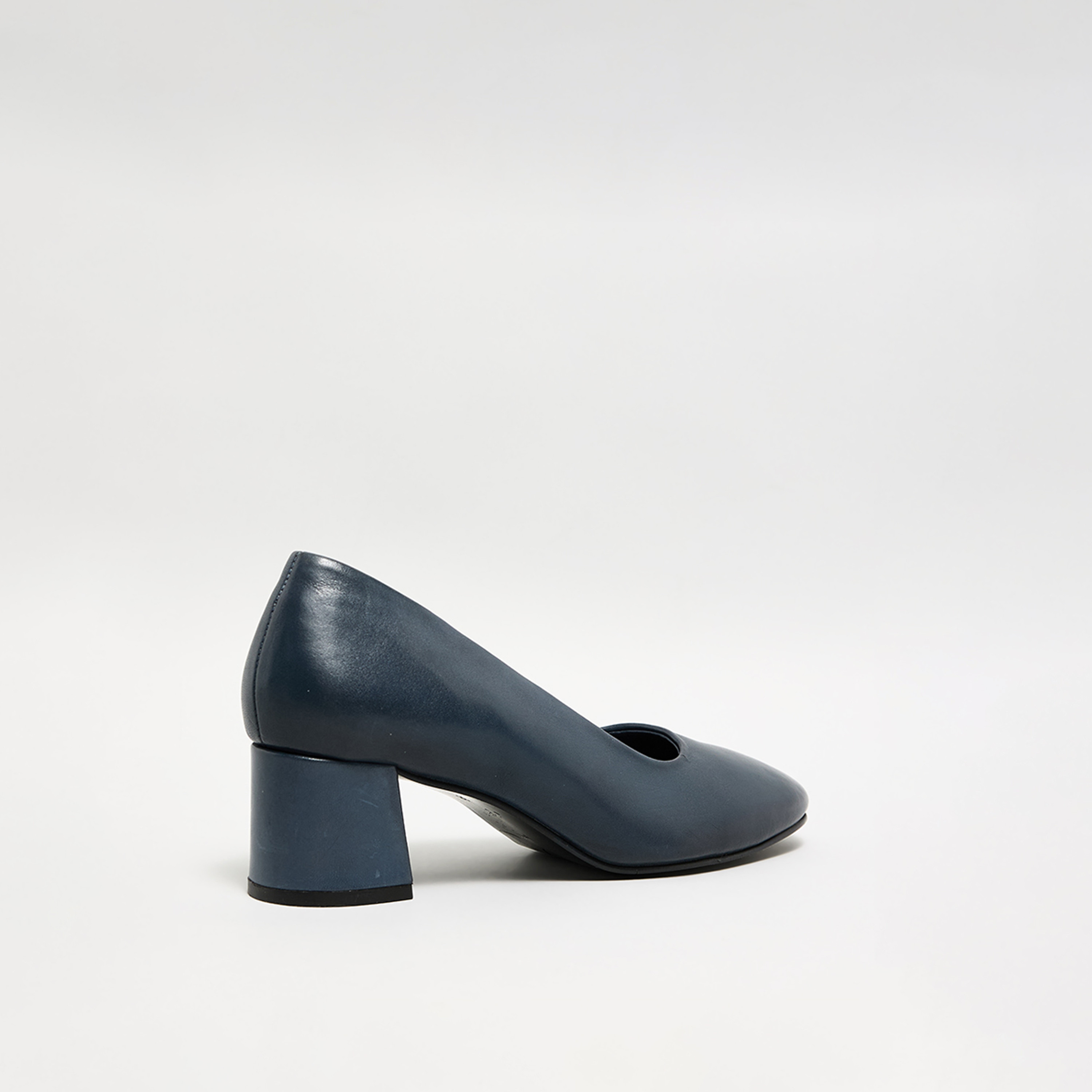 هاش بوبيز - حذاء كعب سميك سهل الارتداء للنساء | HPW-23003-women-shoes-heels-image-4