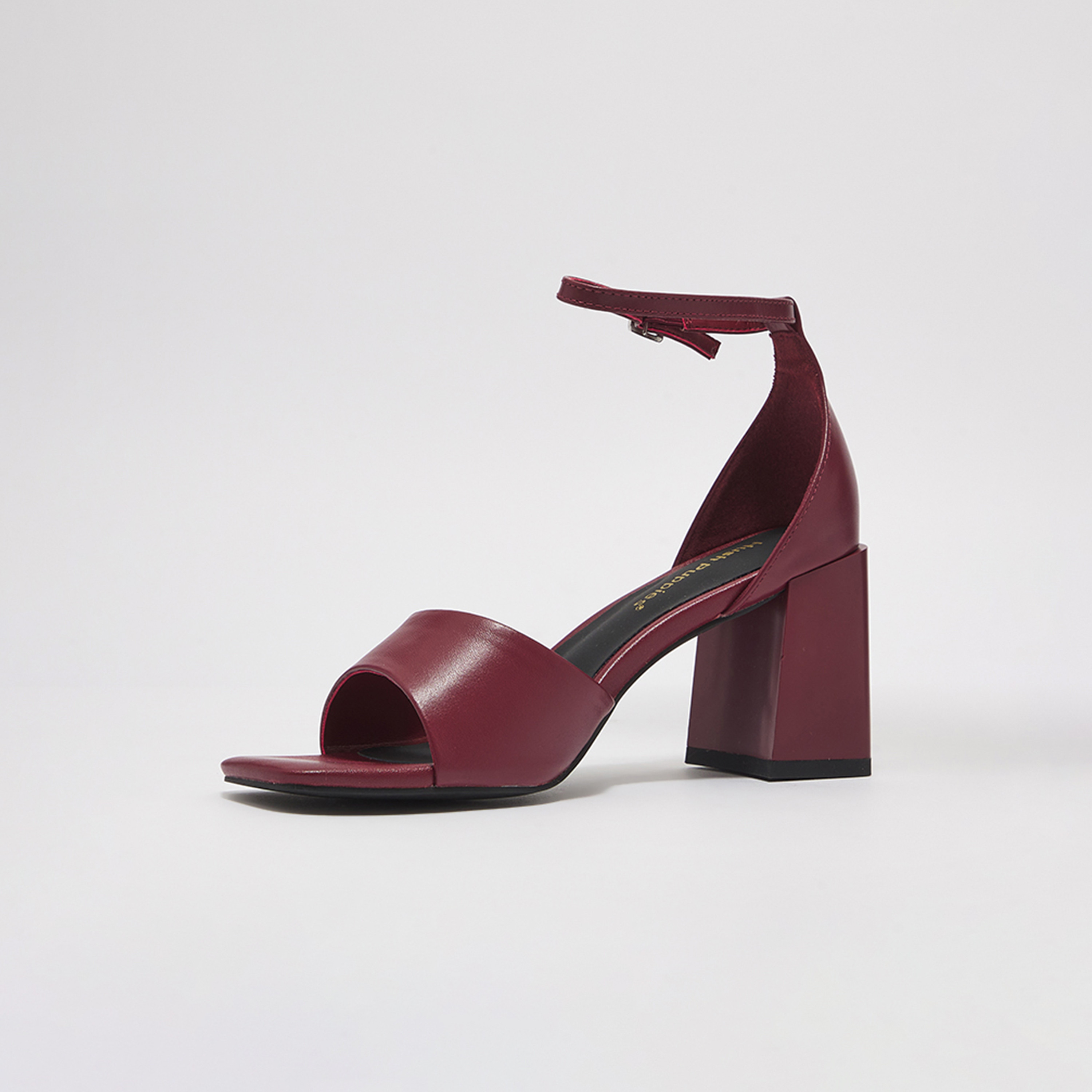  HPW7754-242 | صنادل نسائية من هاش بابيز بكعب عريض مع شريط للكاحل -women-shoes-heels-image-2