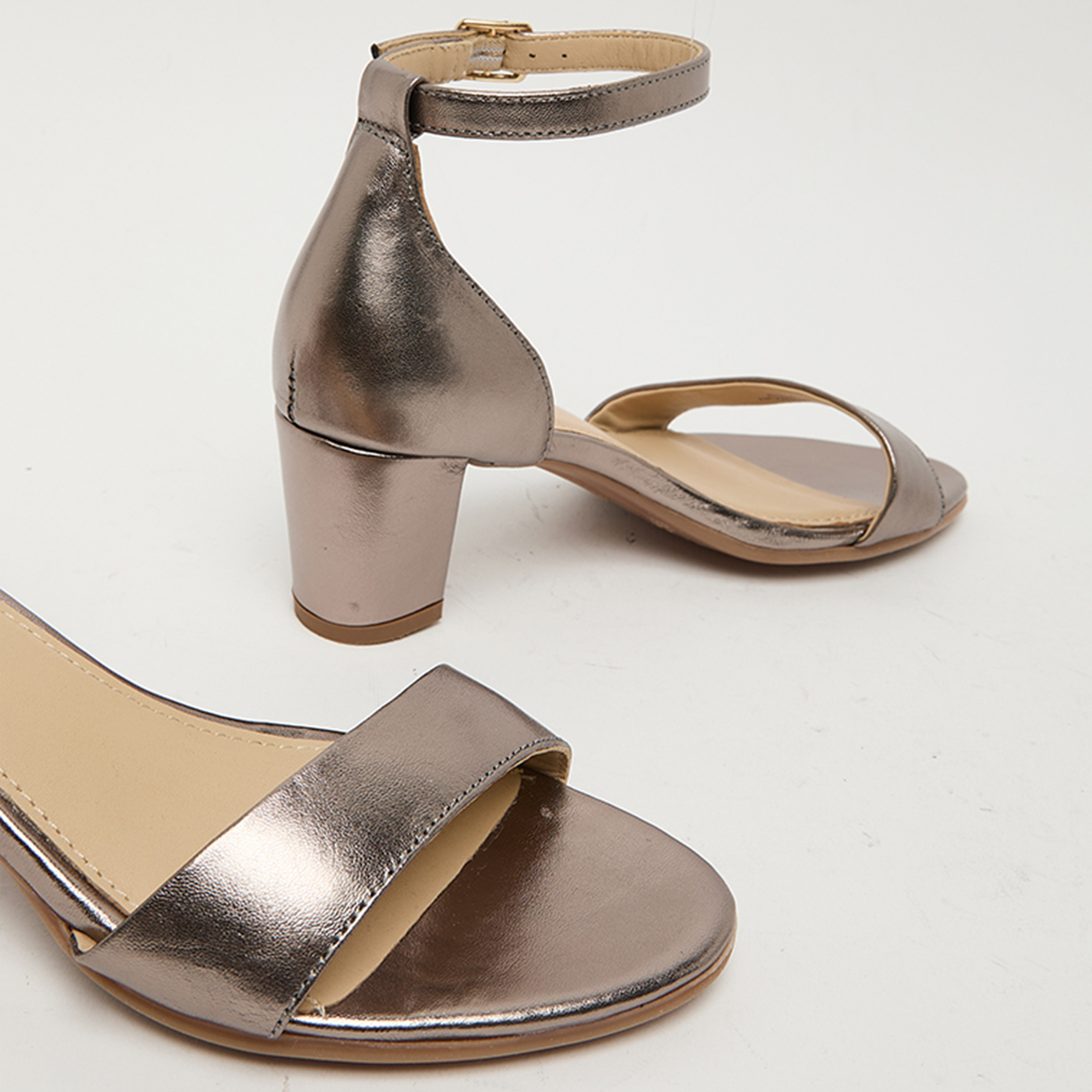 Hush Puppies Women's Buckle Strap Block Heels | HPW80725-women-shoes-sandals-heeled-image-8