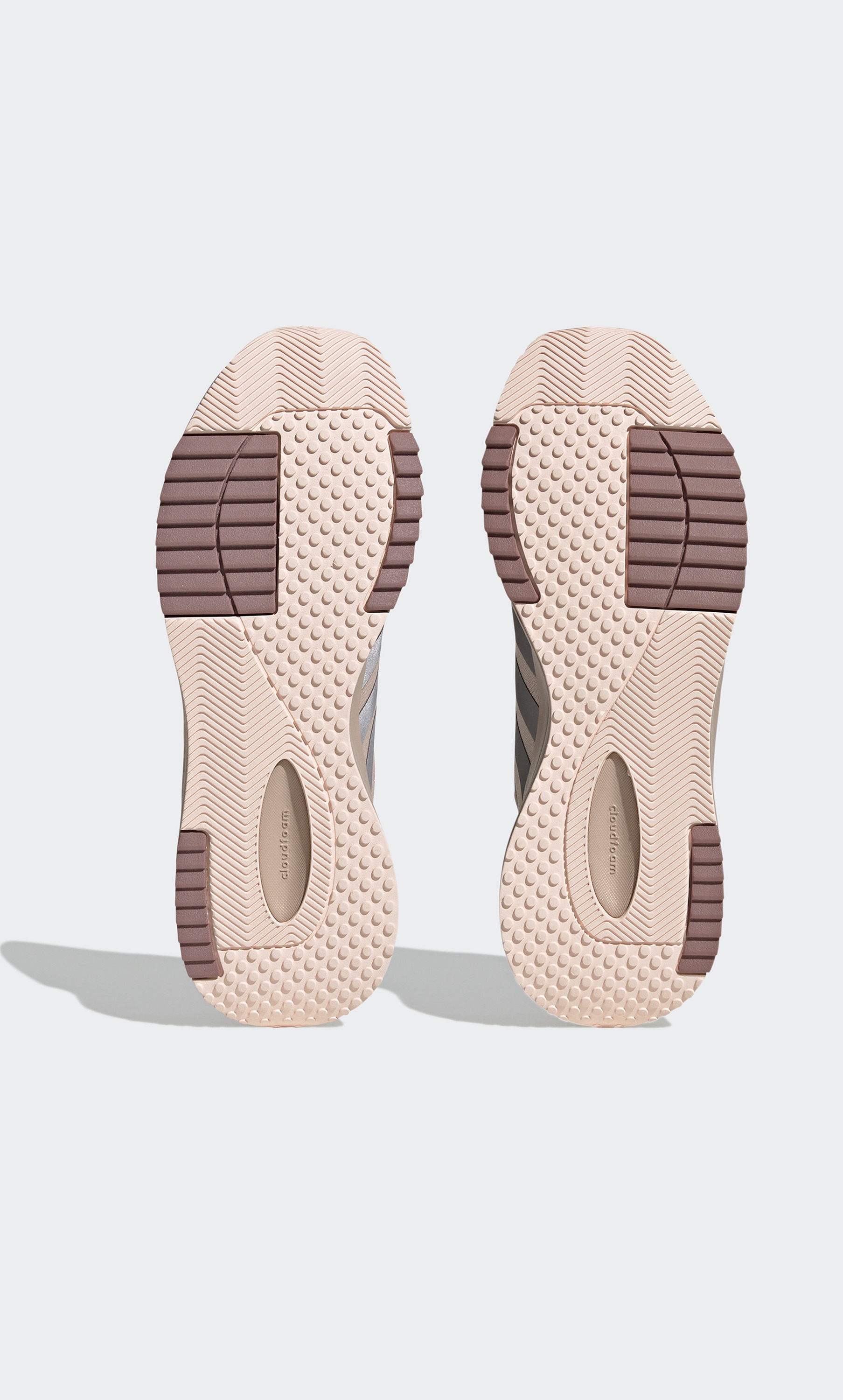 HQ1733 حذاء جري للنساء فوكاسا من اديداس-sports-women-shoes-image-5
