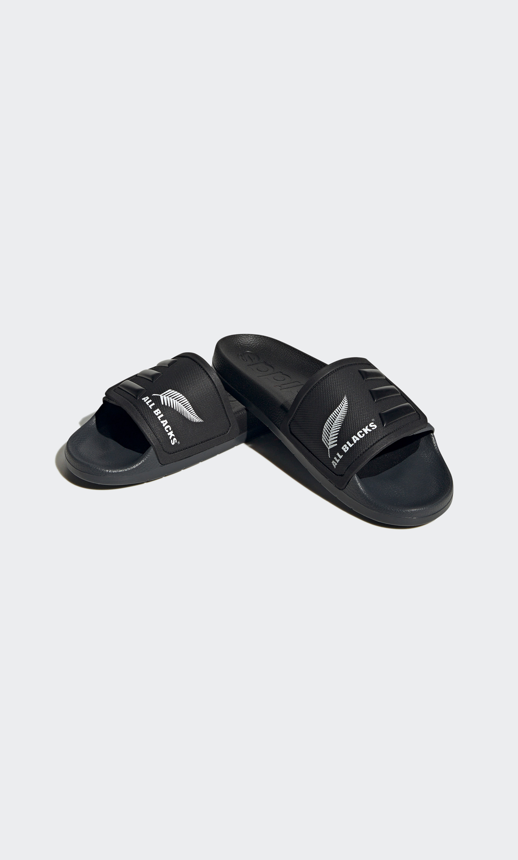HQ1948 شبشب اديليت تي ان دي من اديداس للجنسين-men-shoes-flipflopsandslides-image-1