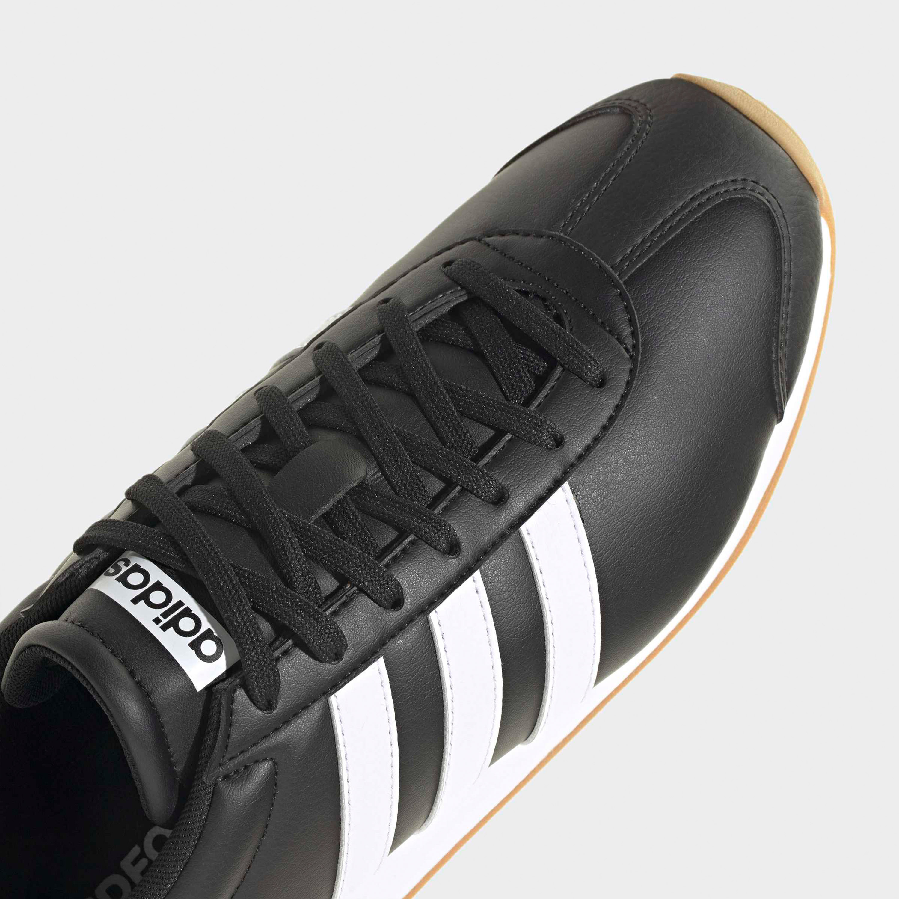 حذاء رياضي مخطط برباط إغلاق ران فيستا للرجال من أديداس-sports-men-shoes-image-6
