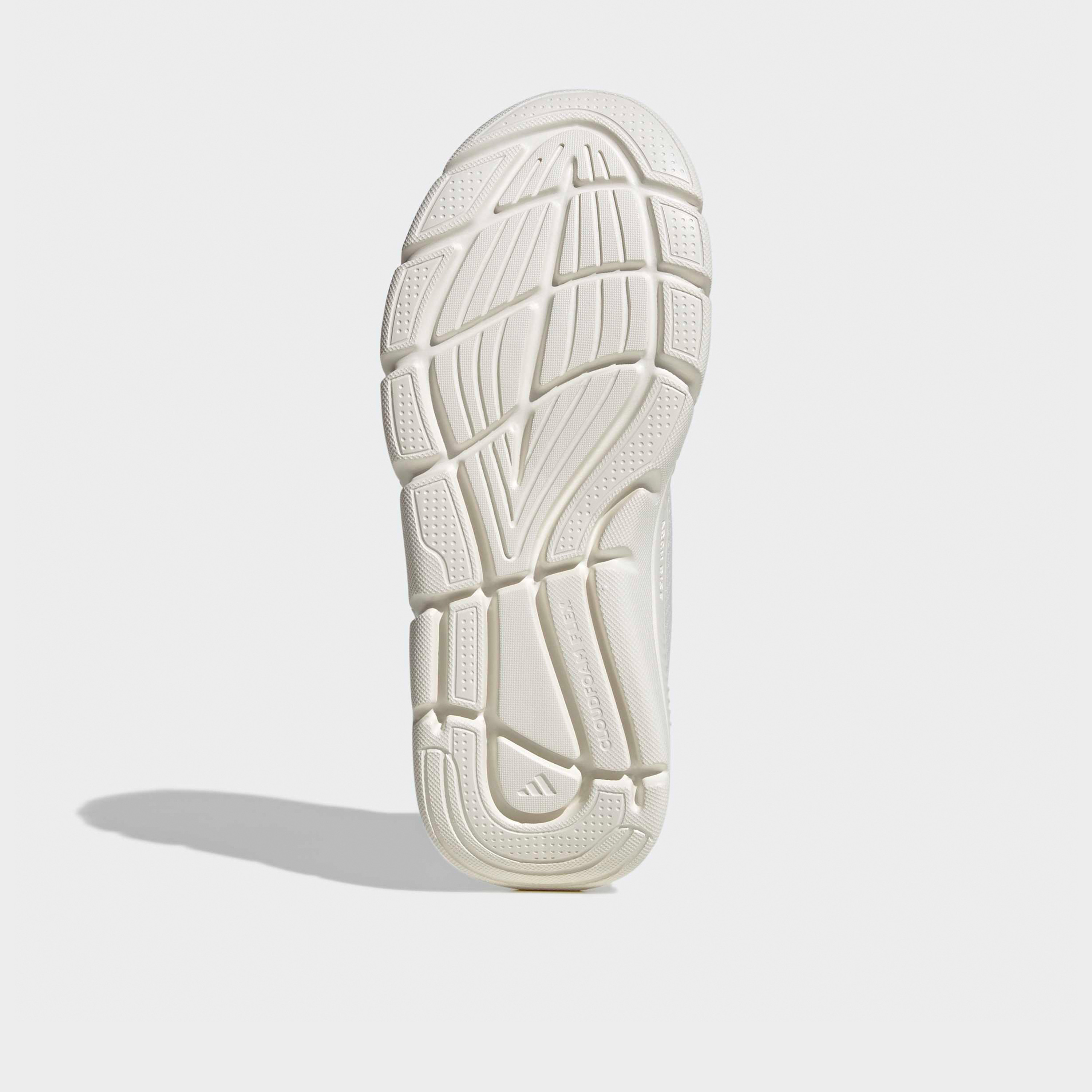 حذاء سنيكرز سهل الارتداء للكاحل بأربطة مطاطية كلاودفوم فليكس للنساء من أديداس-women-shoes-sneakers-image-4