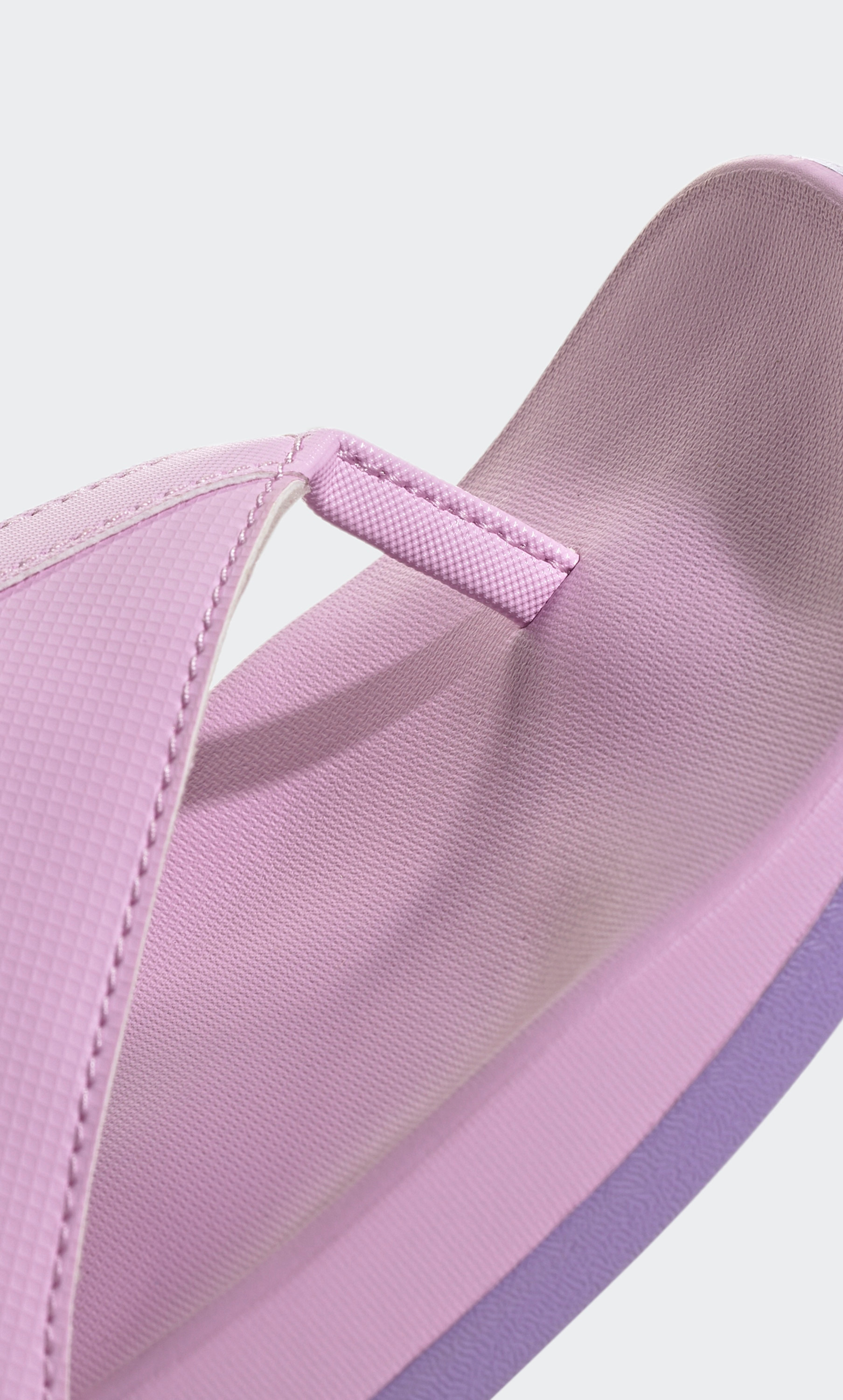 HQ6880 شباشب اديليت كومفورت سلايد للنساء من اديداس-women-shoes-flipflopsandslides-image-6