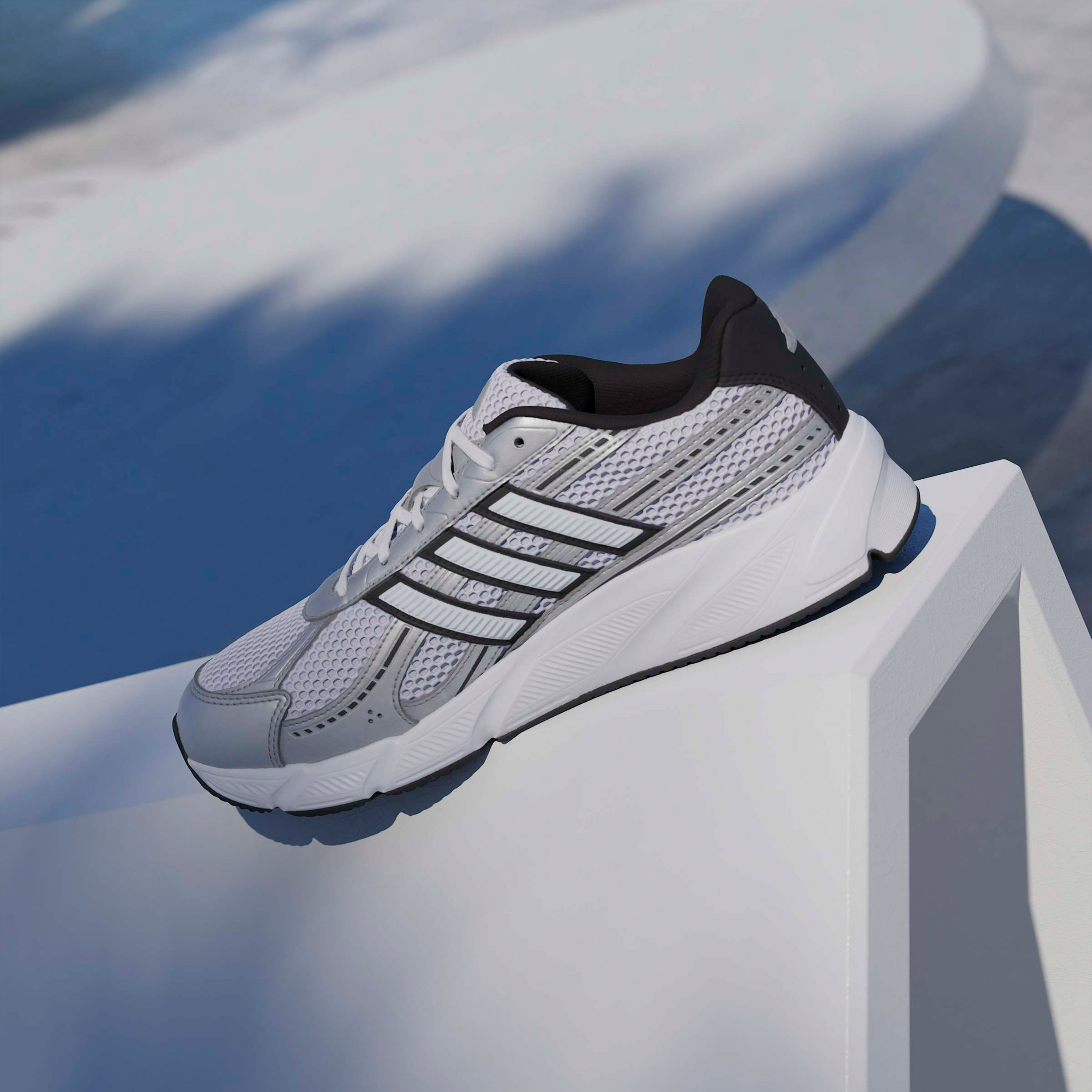 Adidas Men Technochaos 2000 Lace-Up Sports Shoes-sports-men-shoes-image-12