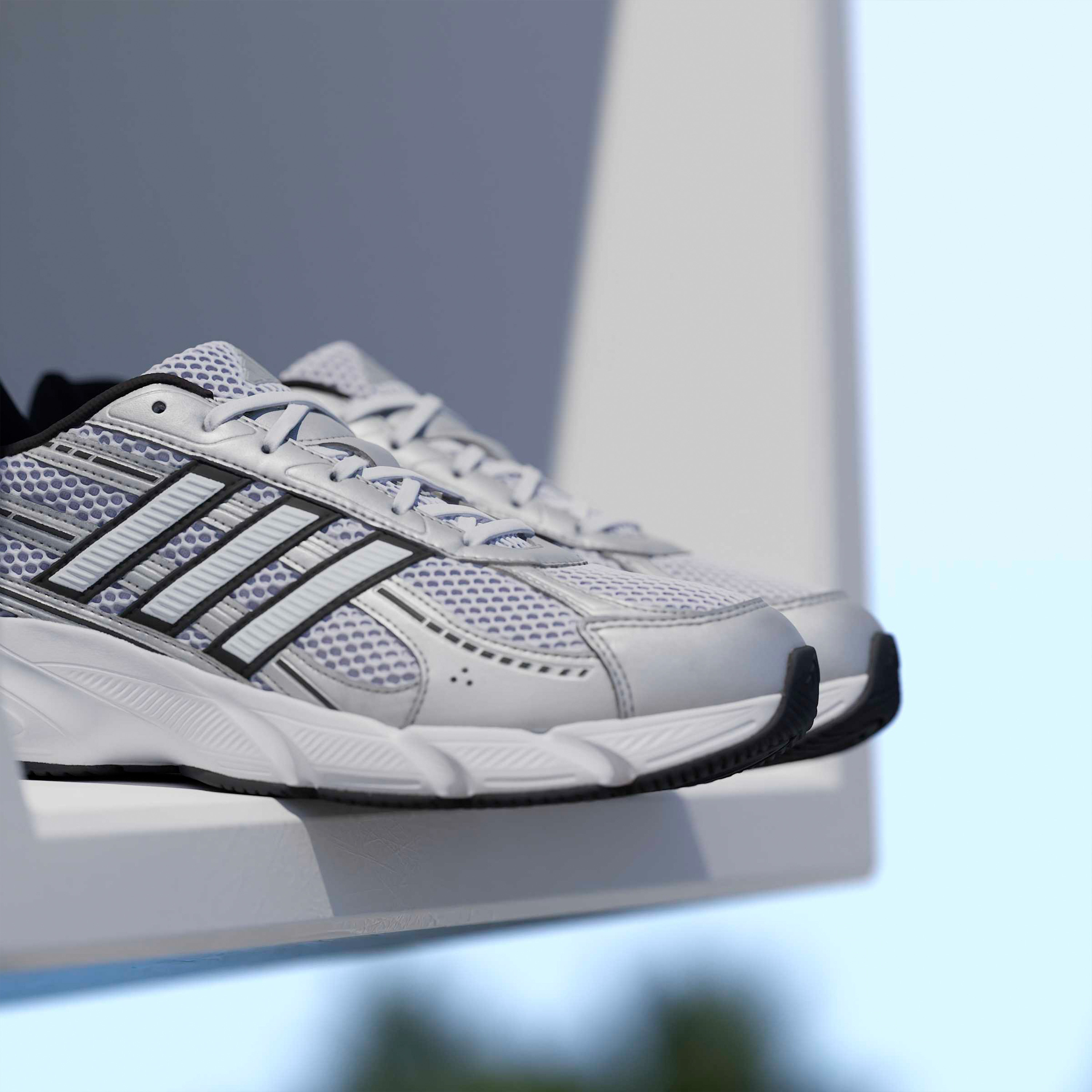Adidas Men Technochaos 2000 Lace-Up Sports Shoes-sports-men-shoes-image-13