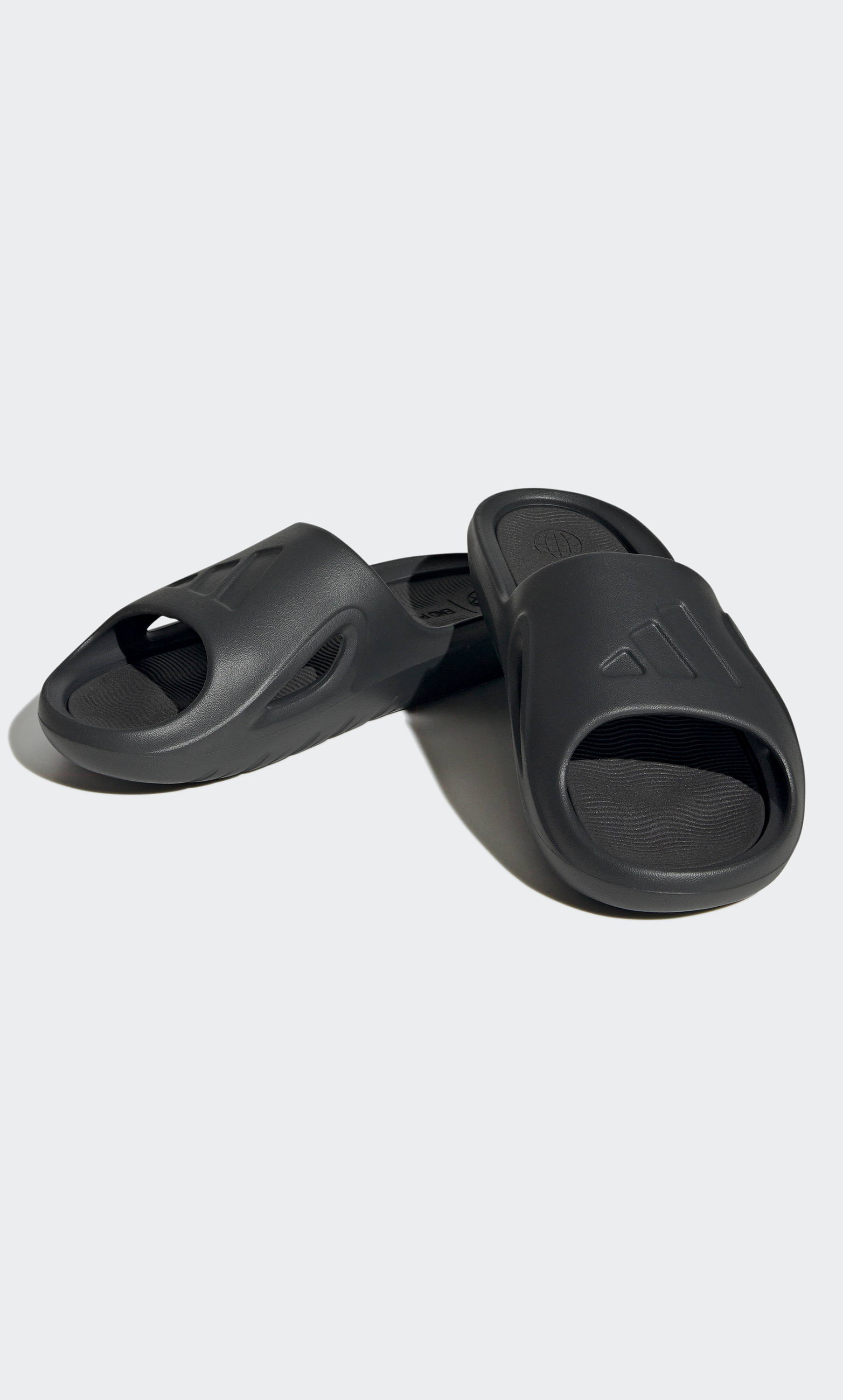 شبشب أديداس سلايد سباحة للجنسين HQ9915 -men-shoes-flipflopsandslides-image-1