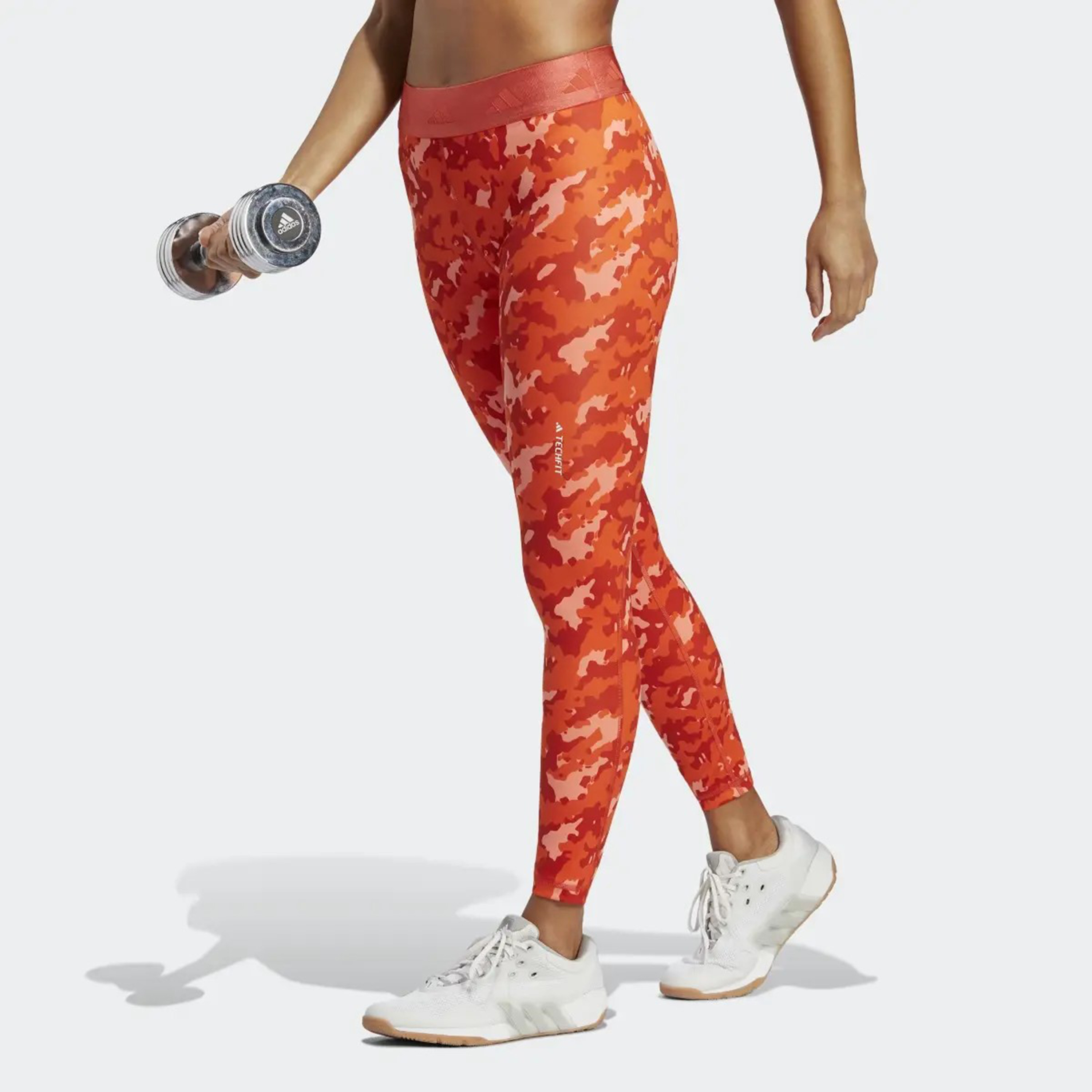  بنطلون مصمم لسهولة الحركة مطبوع عليه جانبية طول 7/8 للنساء من اديداس -women-clothing-bottoms-leggings-image-1