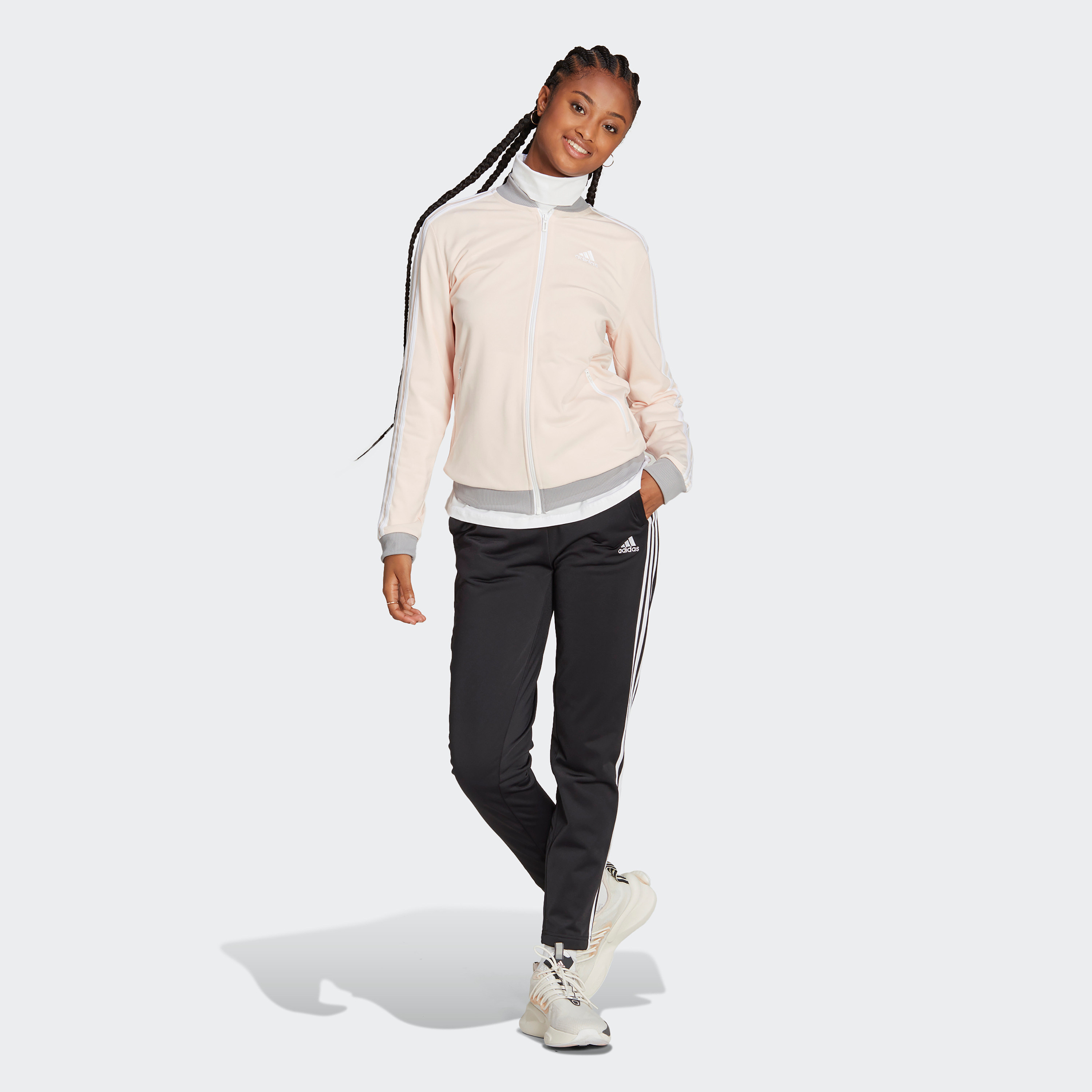  بدلة رياضية للنساء من اديداس لتمارين اللياقة البدنية -women-clothing-sportswearandactivewear-trackpantsandtracksuits-image-1
