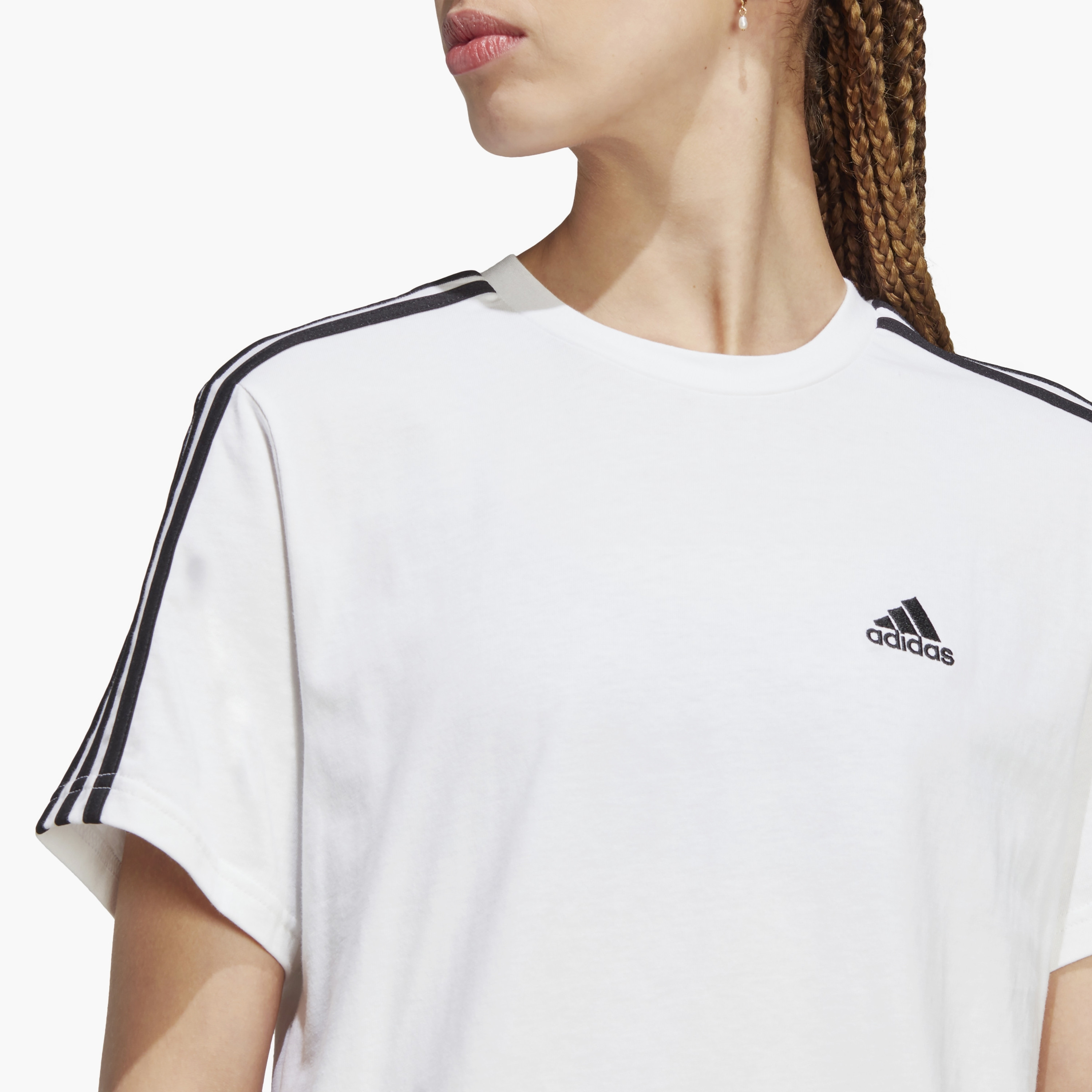 تي شيرت جيرسيه قصير واحد بثلاثة خطوط ذو إيسنشيالز من أديداس للنساء HR4915 | OE-sports-women-clothing-tshirtsandvests-image-3