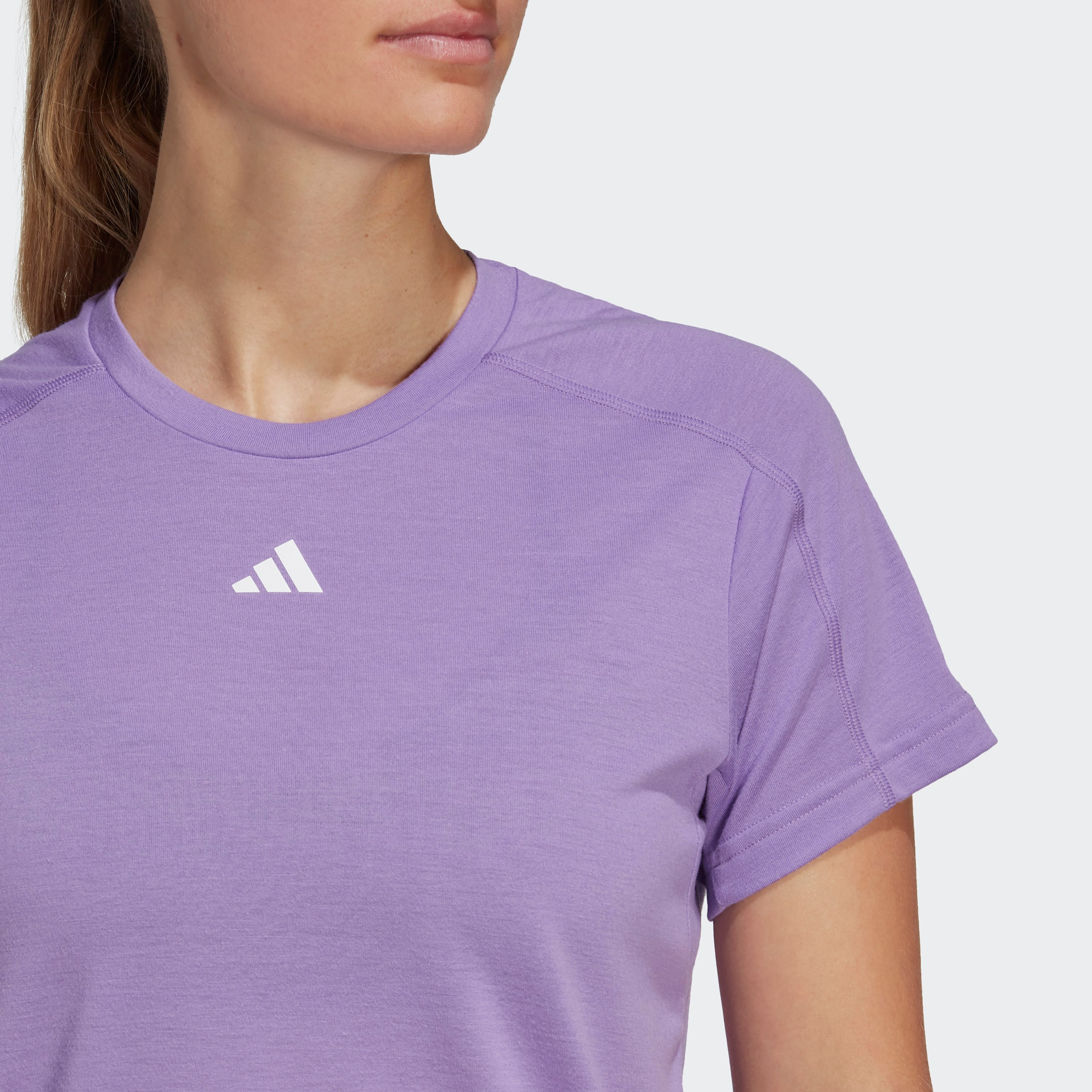  تيشيرت اسينشيالز رياضية للنساء بتصميم كريو من اديداس-women-clothing-tshirts-image-3