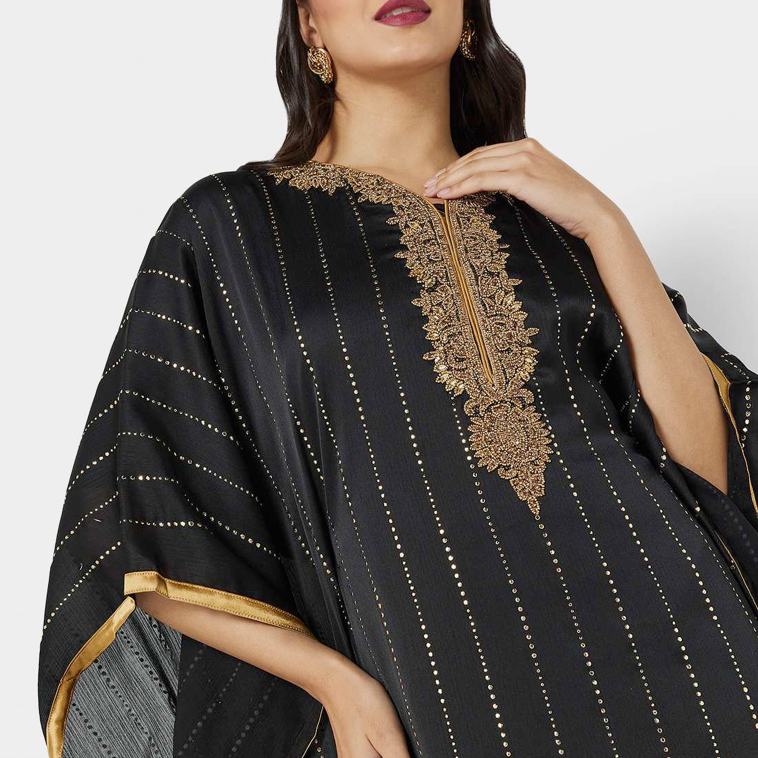 هناء وسارة جلابية نسائية سوداء مزينة بالألماس وأكمام واسعة-women-arabicclothing-jalabiyas-image-2
