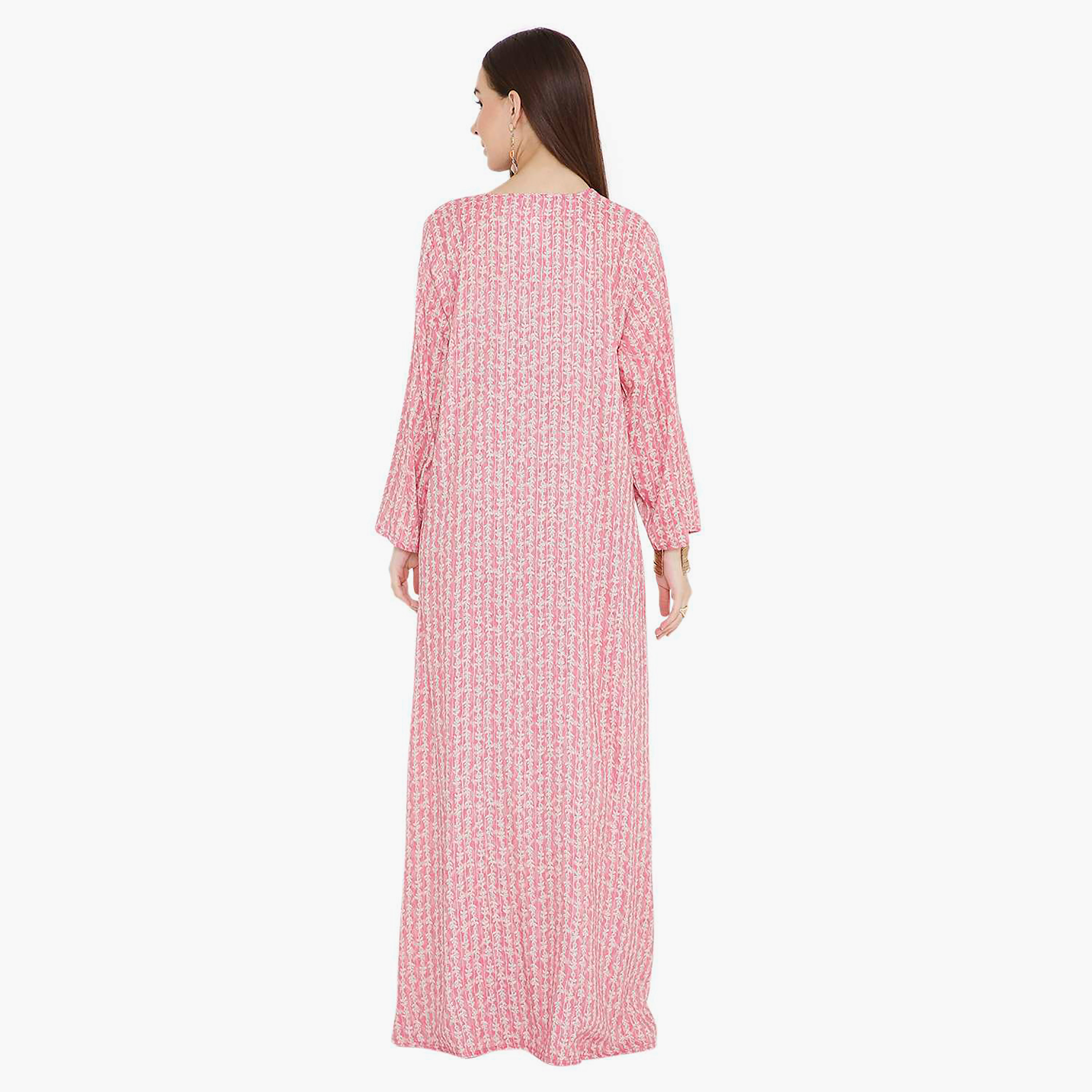 جلابية نسائية بتصميم نير مطبوع ومطرز باللون الوردي من هانا اند سارة-women-arabicclothing-jalabiyas-image-4