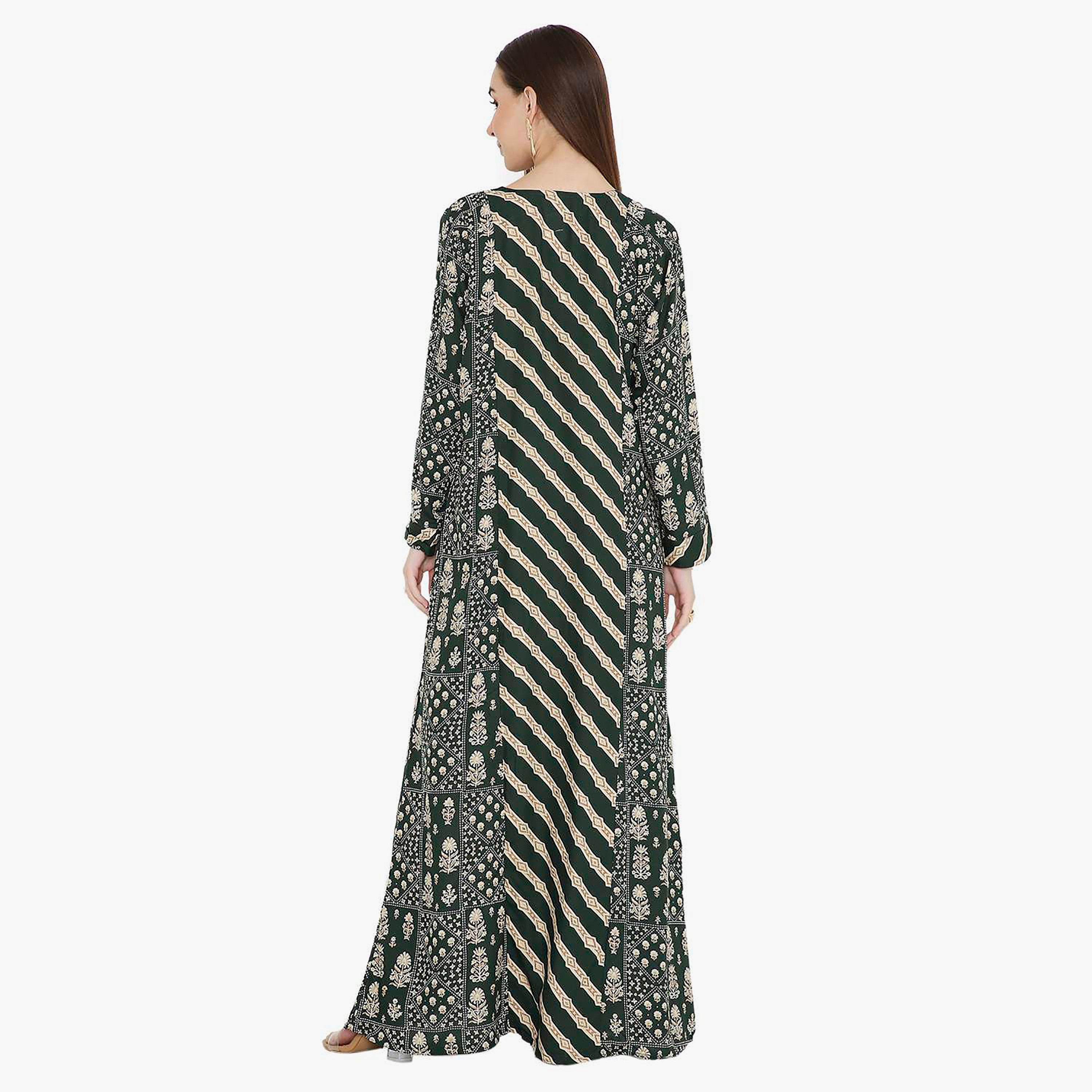 جلابية نسائية باللون الأخضر بطبعة زهور مطرزة وتصميم على شكل نير من هانا اند سارة-women-arabicclothing-jalabiyas-image-4