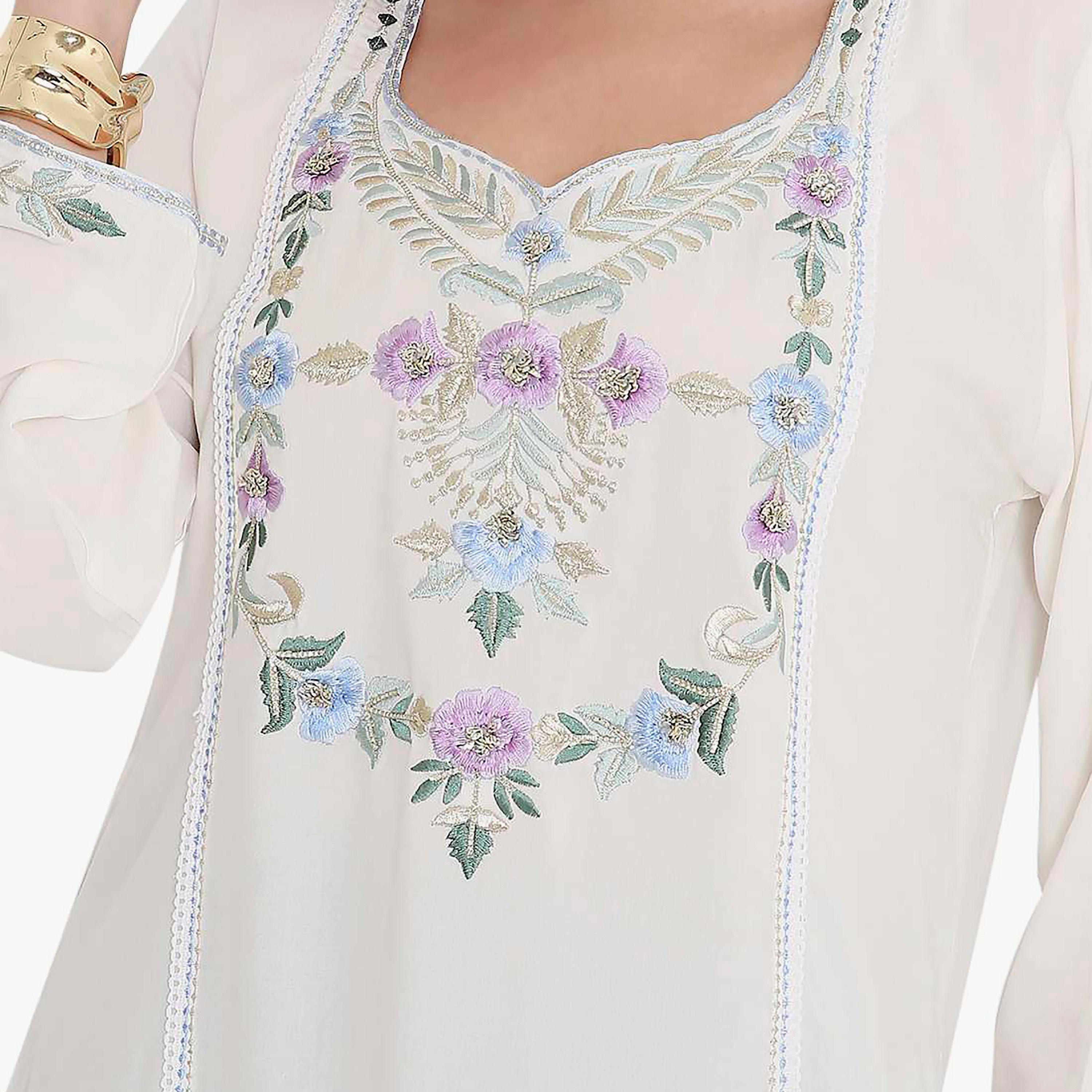 جلابية مطرزة بالزهور ومزخرفة بالدانتيل من هانا اند سارة-women-arabicclothing-jalabiyas-image-3