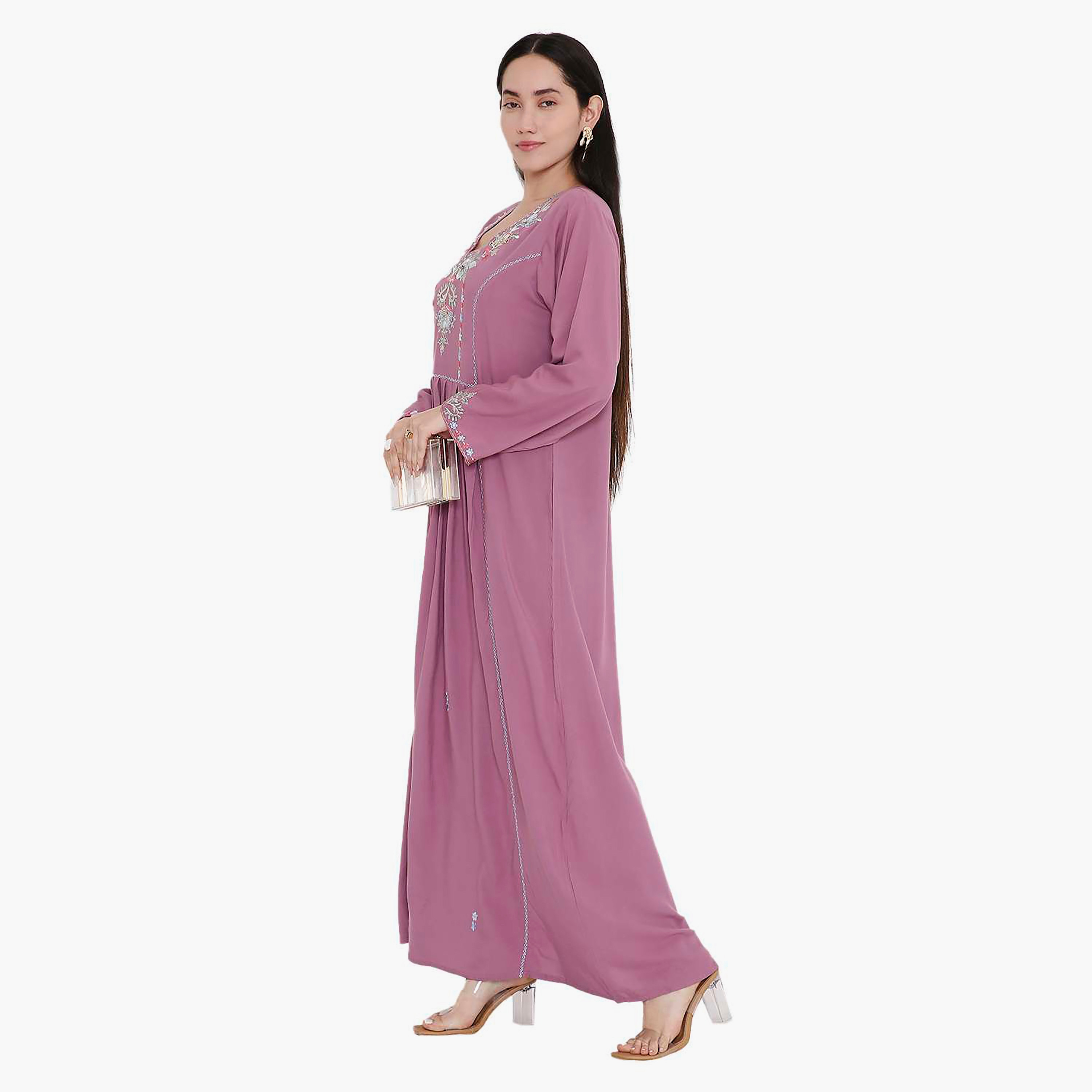 جلابية مطرزة بطيات من هانا اند سارة-women-arabicclothing-jalabiyas-image-14