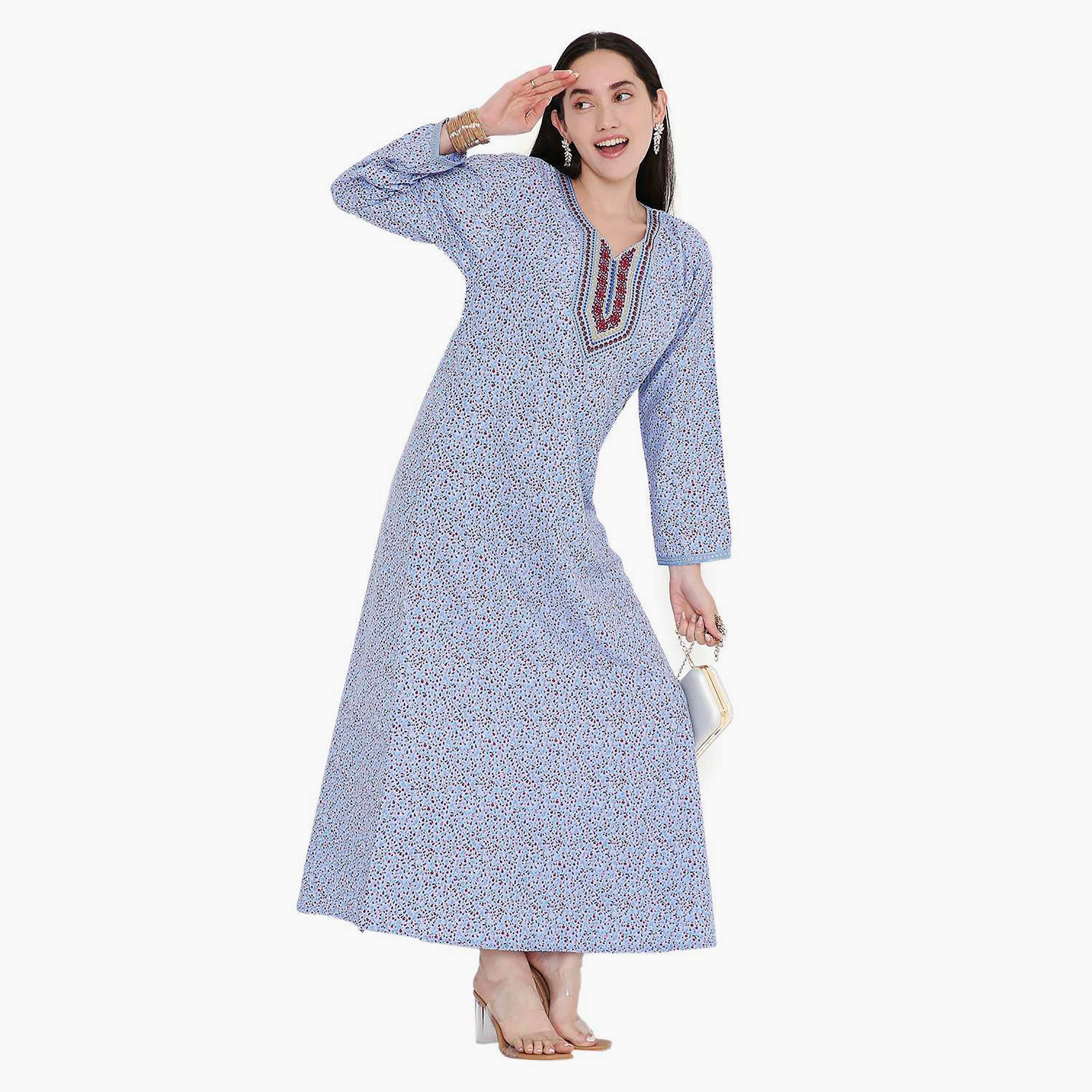 جلابية بطبعات الأزهار الكاملة والتطريز على الياقة من هانا اند سارة-women-arabicclothing-jalabiyas-image-2