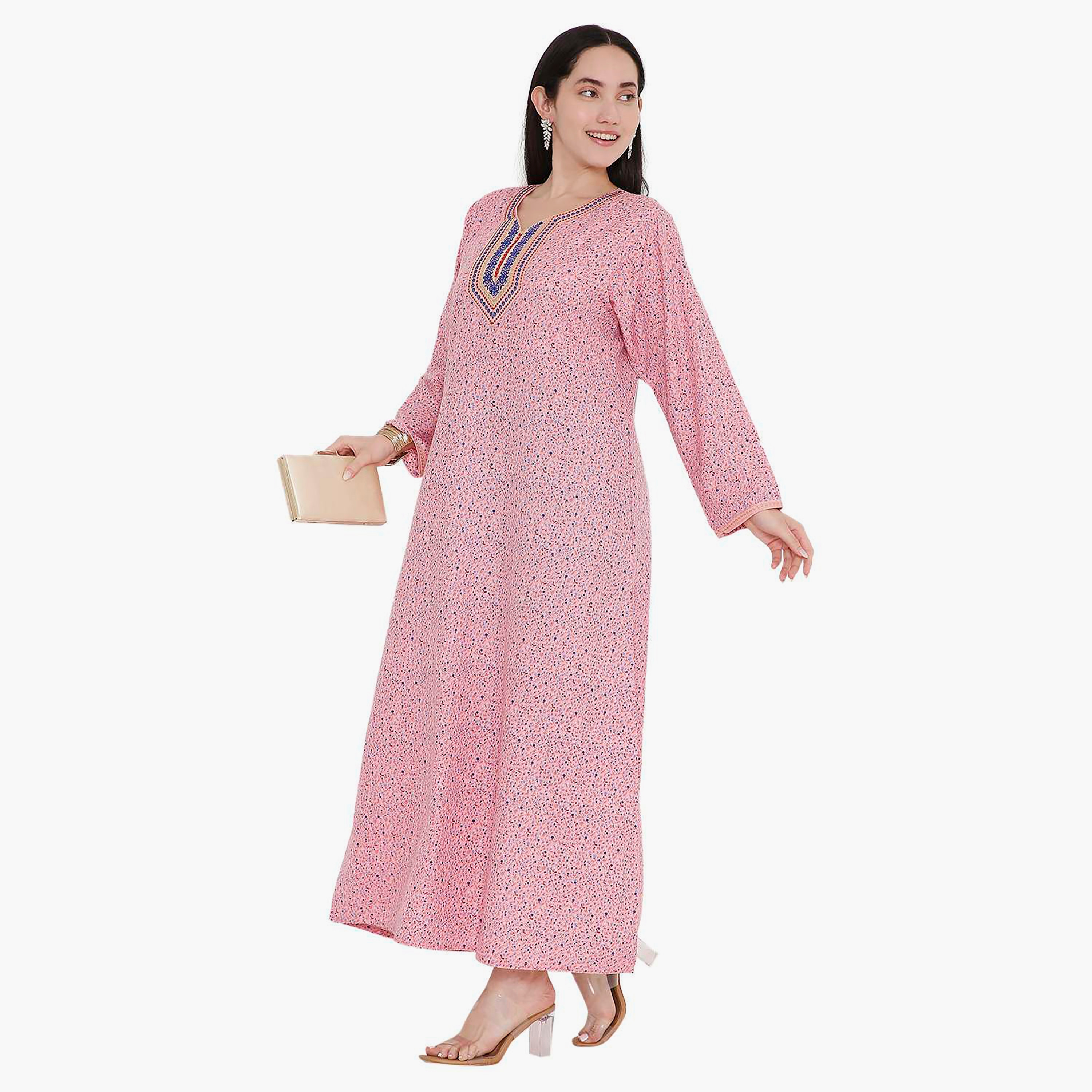 جلابية بطبعات الأزهار الكاملة والتطريز على الياقة من هانا اند سارة-women-arabicclothing-jalabiyas-image-7