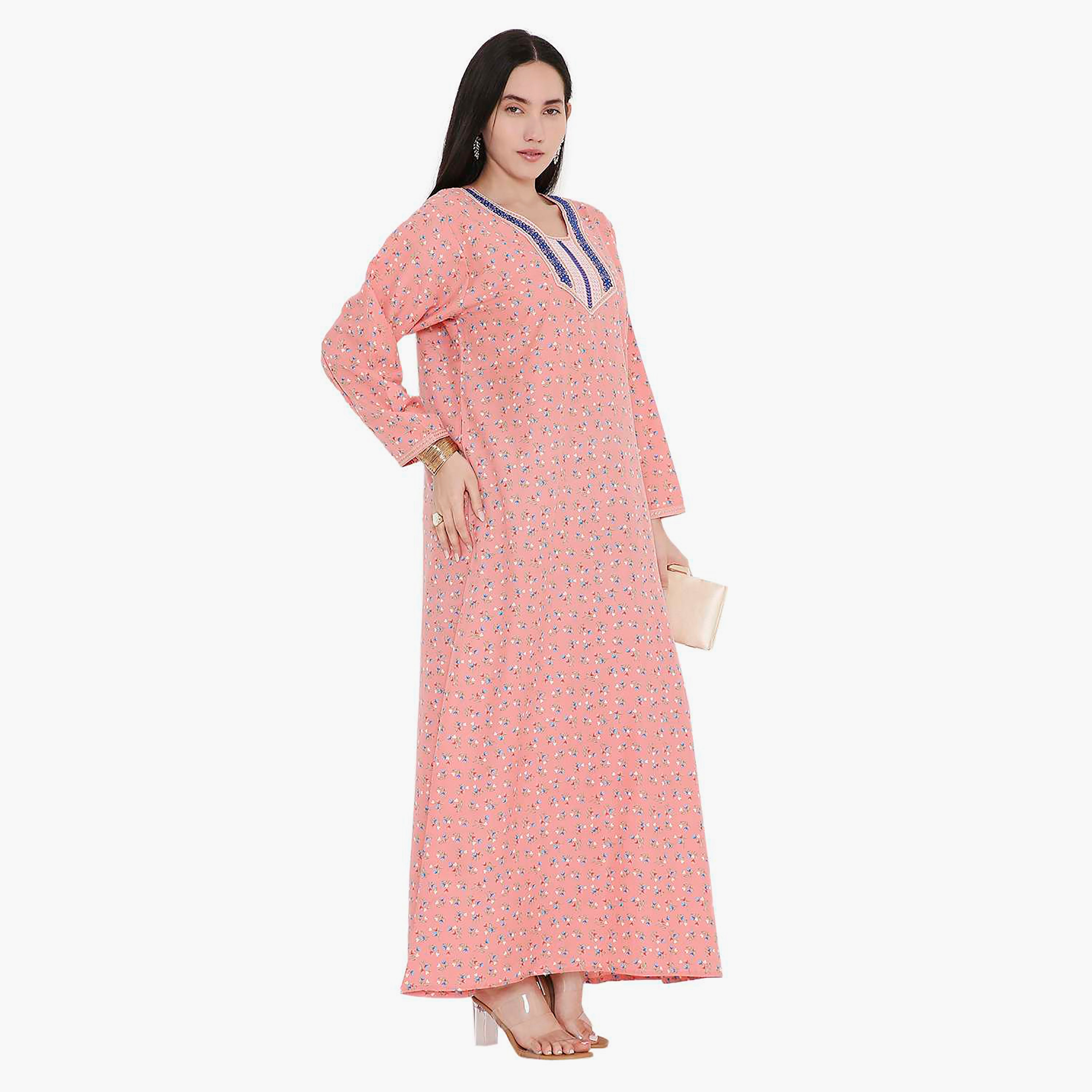 جلابية بطبعات كاملة وتطريز على الياقة من هانا اند سارة-women-arabicclothing-jalabiyas-image-2