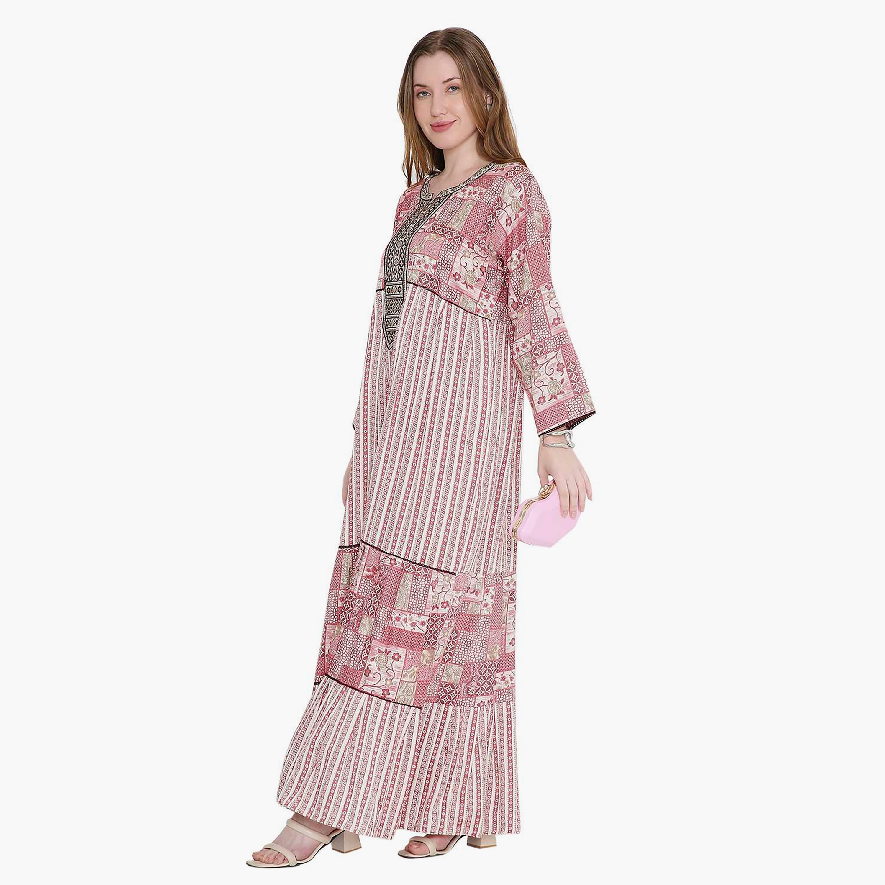 جلابية نسائية بطبعة هندسية ومطرزة من هانا اند سارة-women-arabicclothing-jalabiyas-image-3