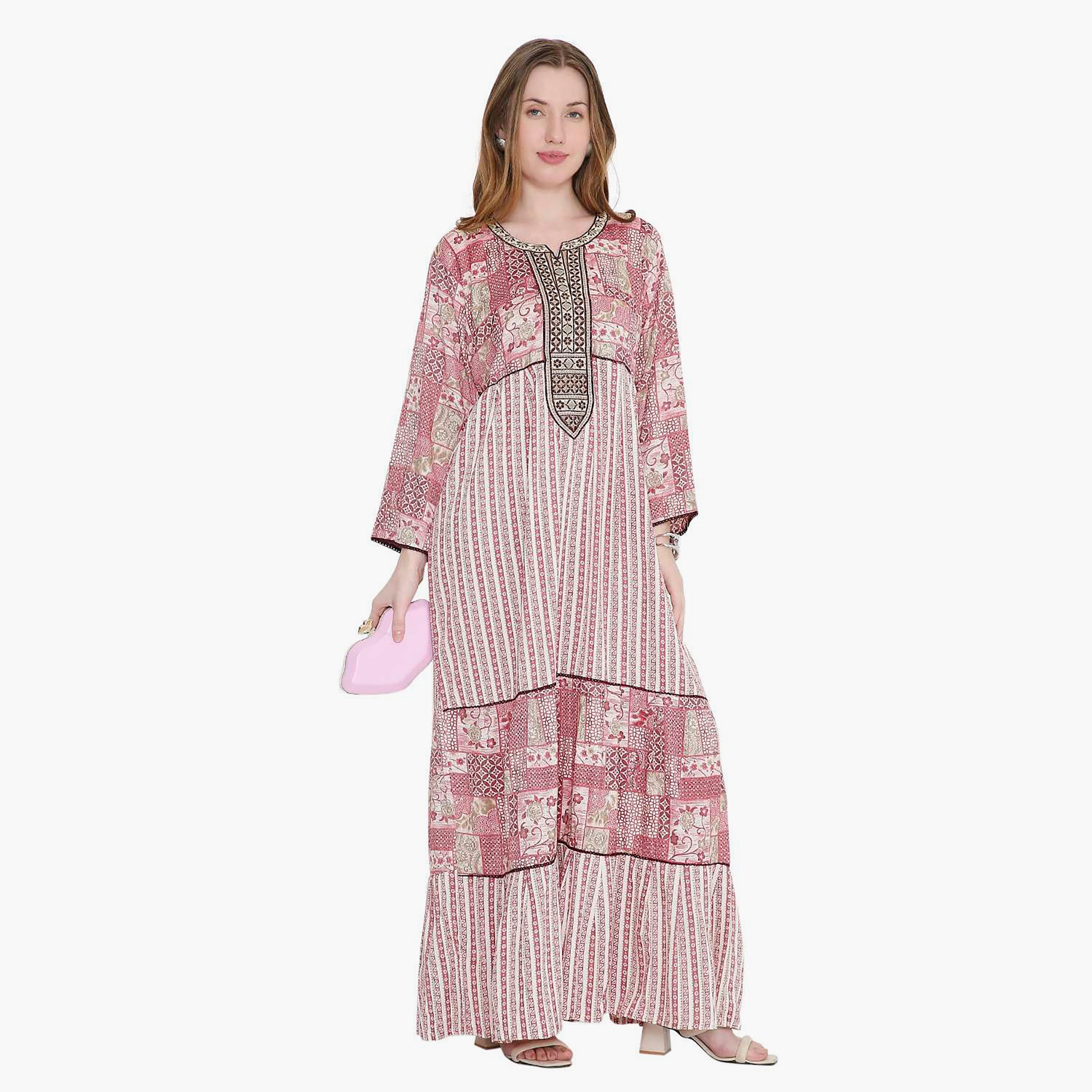جلابية نسائية بطبعة هندسية ومطرزة من هانا اند سارة-women-arabicclothing-jalabiyas-image-4
