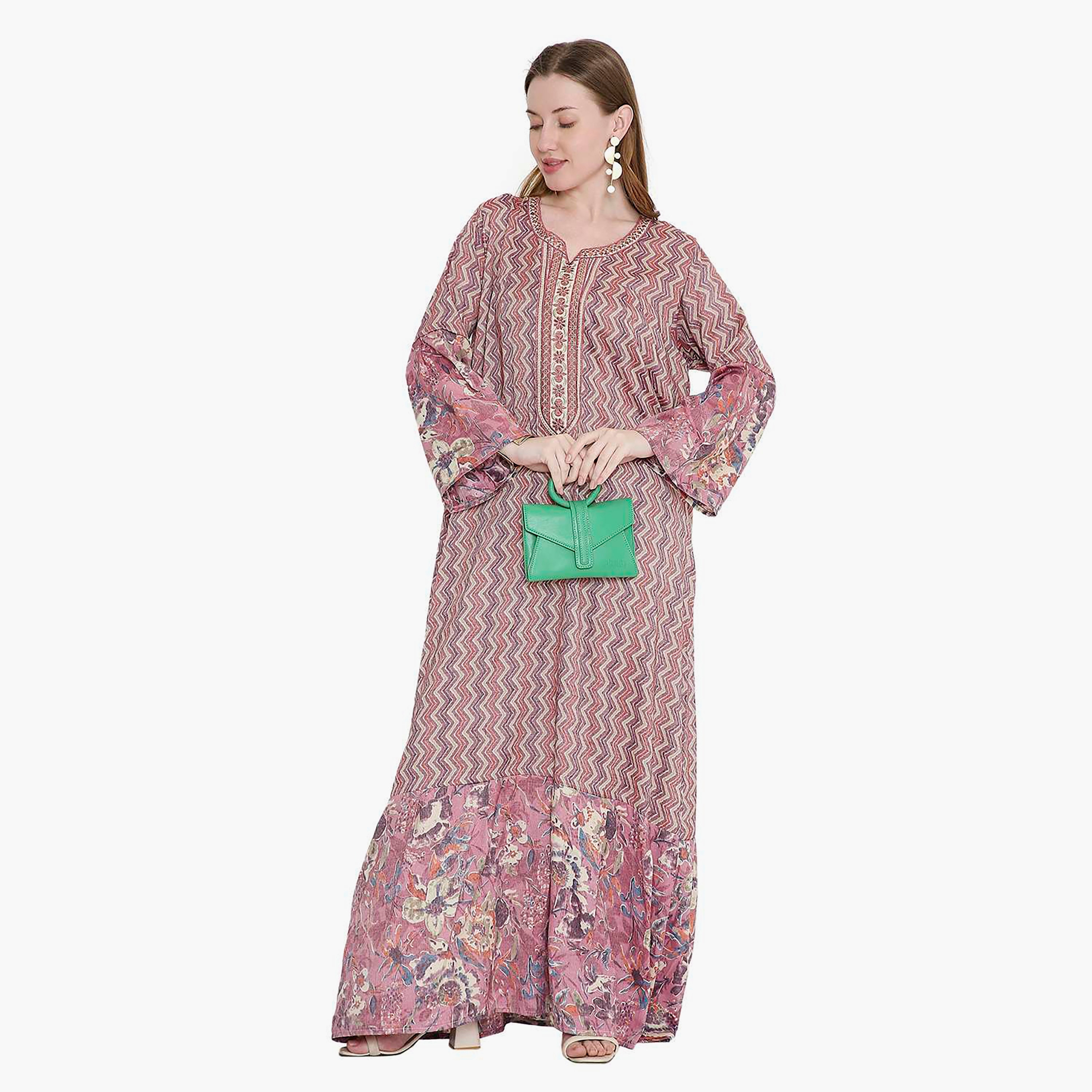 جلابية نسائية بطبعة شيفرون ونير مطرز من هانا اند سارة-women-arabicclothing-jalabiyas-image-6