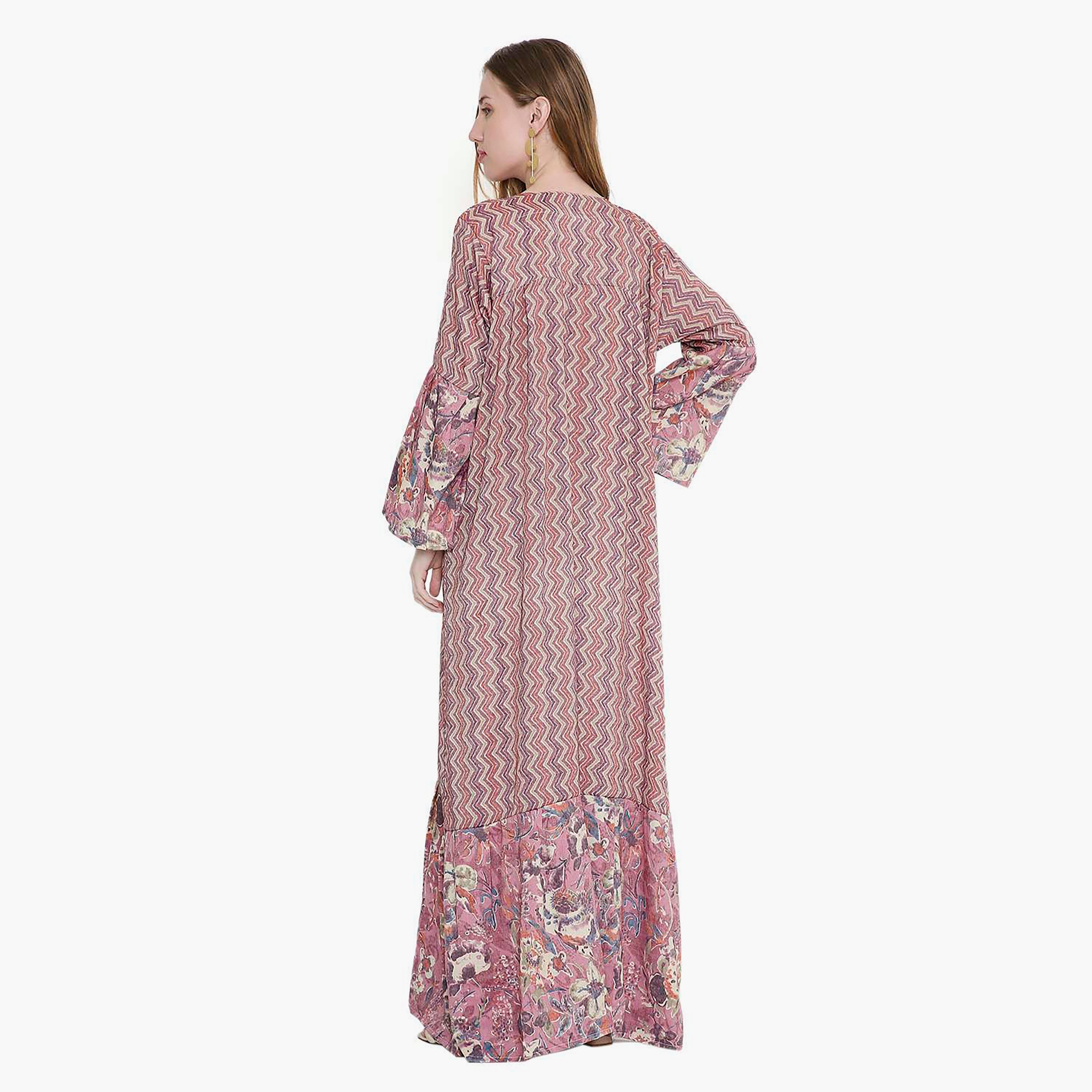 جلابية نسائية بطبعة شيفرون ونير مطرز من هانا اند سارة-women-arabicclothing-jalabiyas-image-10