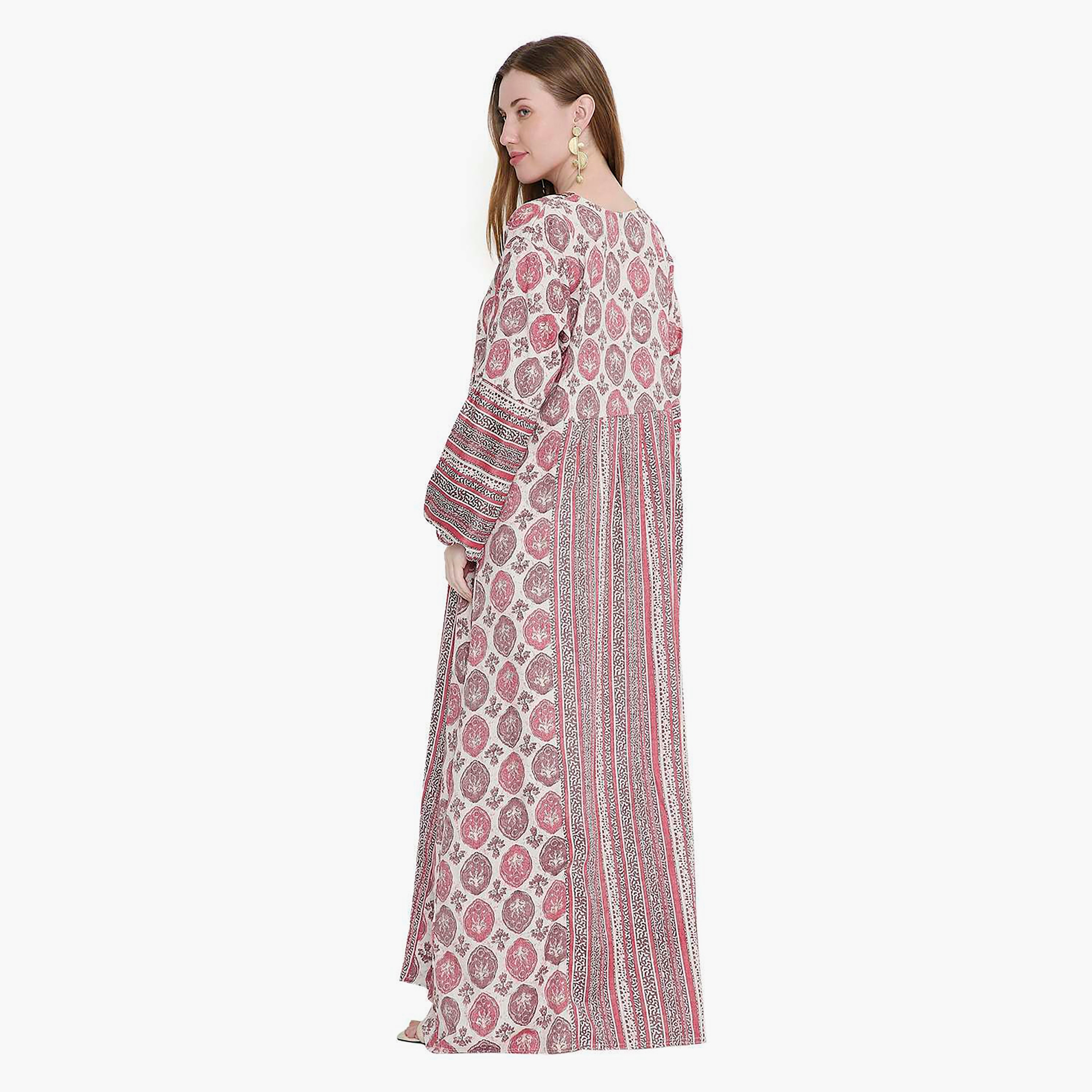جلابية نسائية بطبعة هندسية ومطرزة من هانا اند سارة-women-arabicclothing-jalabiyas-image-5