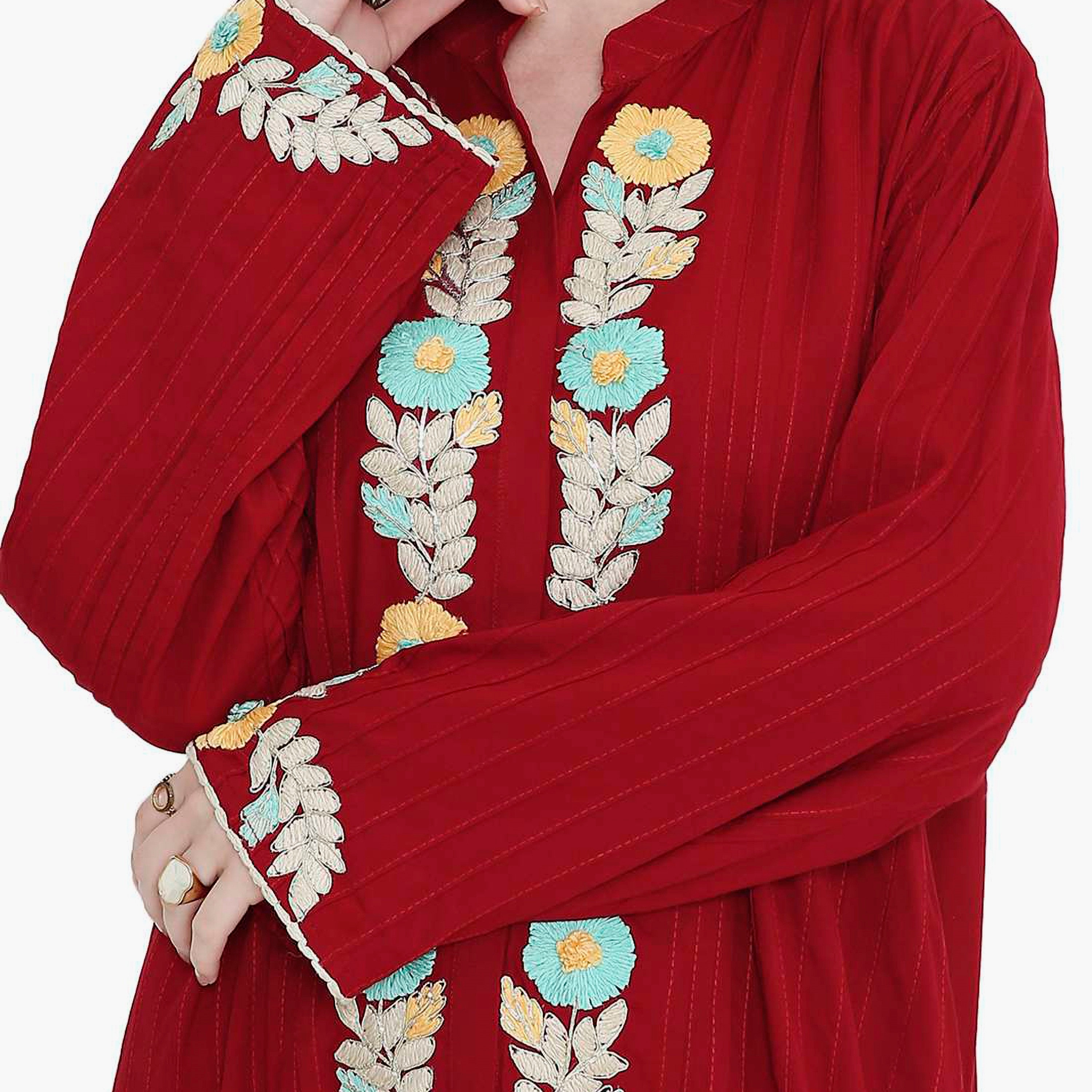 جلابية نسائية مطرزة وياقة ماندارين إغلاق بدبوس من هانا اند سارة-women-arabicclothing-jalabiyas-image-7