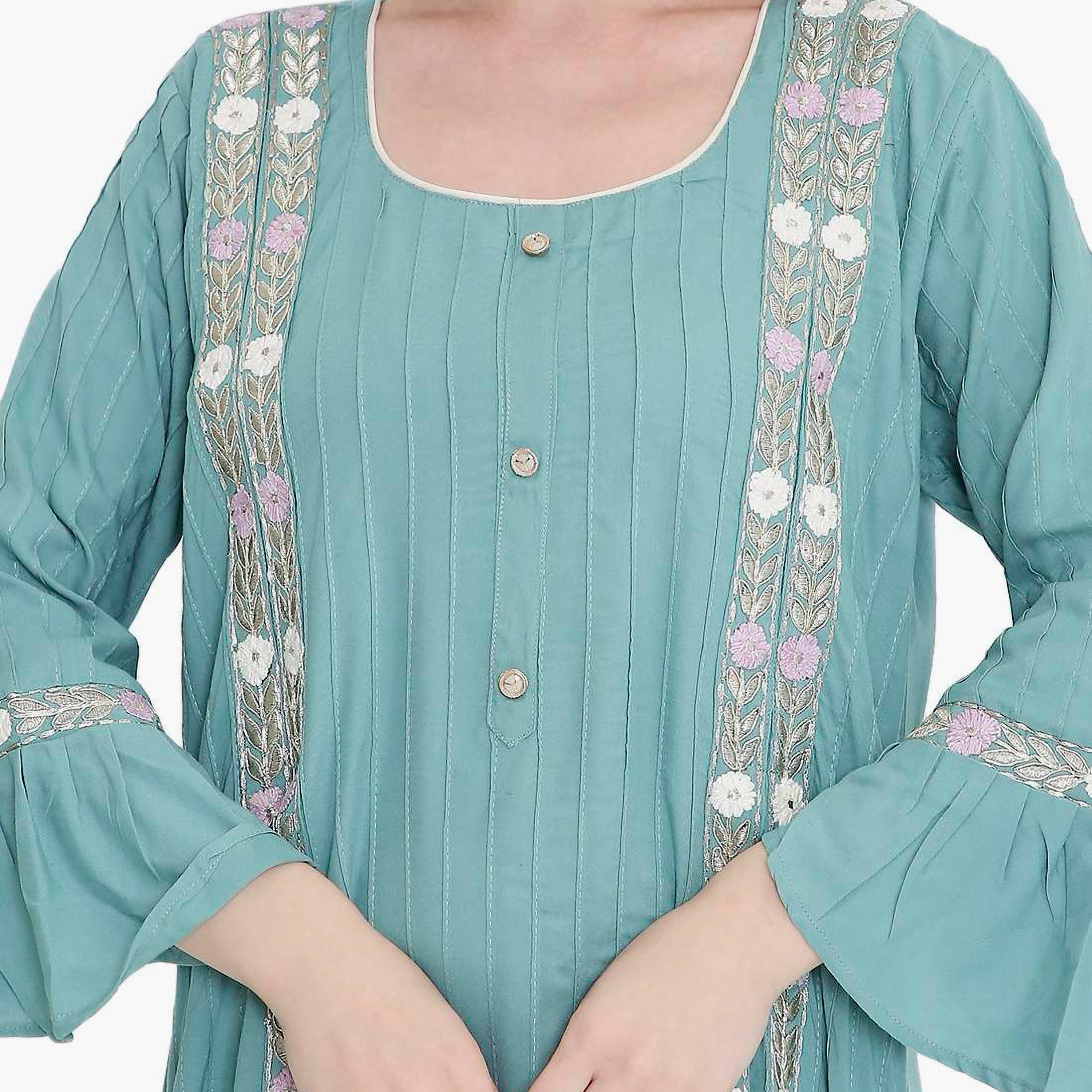 جلابية نسائية مطرزة ورقبة مربعة إغلاق بدبوس من هانا اند سارة-women-arabicclothing-jalabiyas-image-12