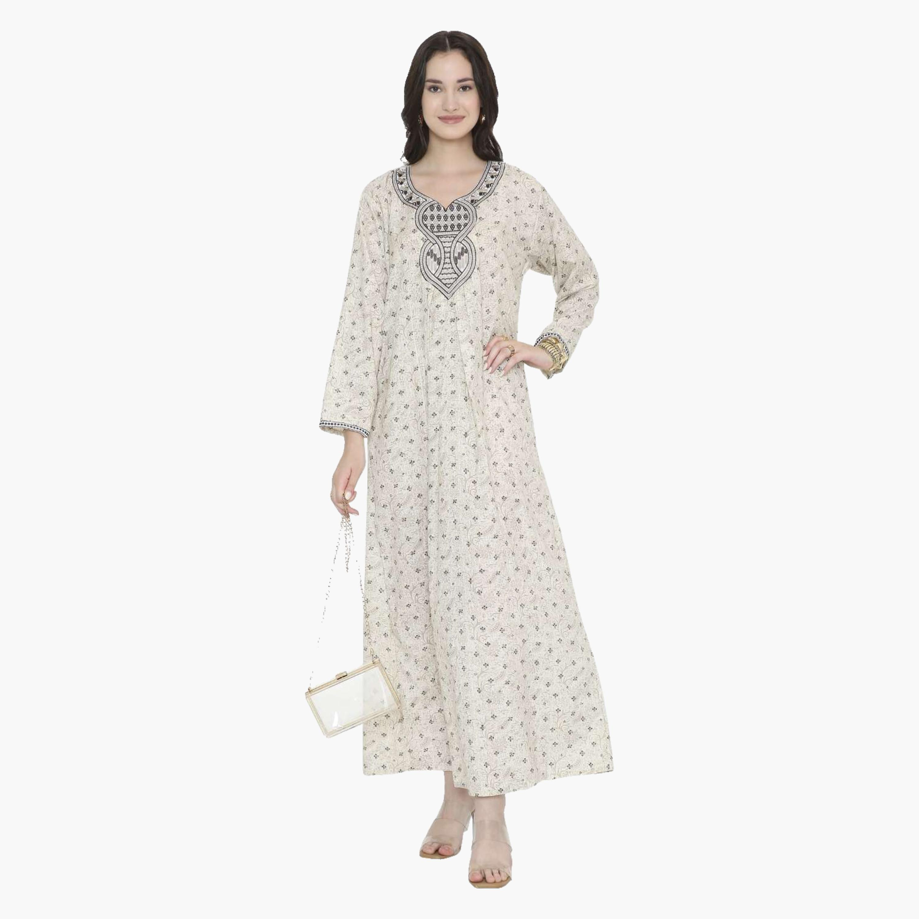 جلابية نسائية بياقة على شكل فتحة وطبعات ورود وأشكال هندسية من هانا اند سارة-women-arabicclothing-jalabiyas-image-1