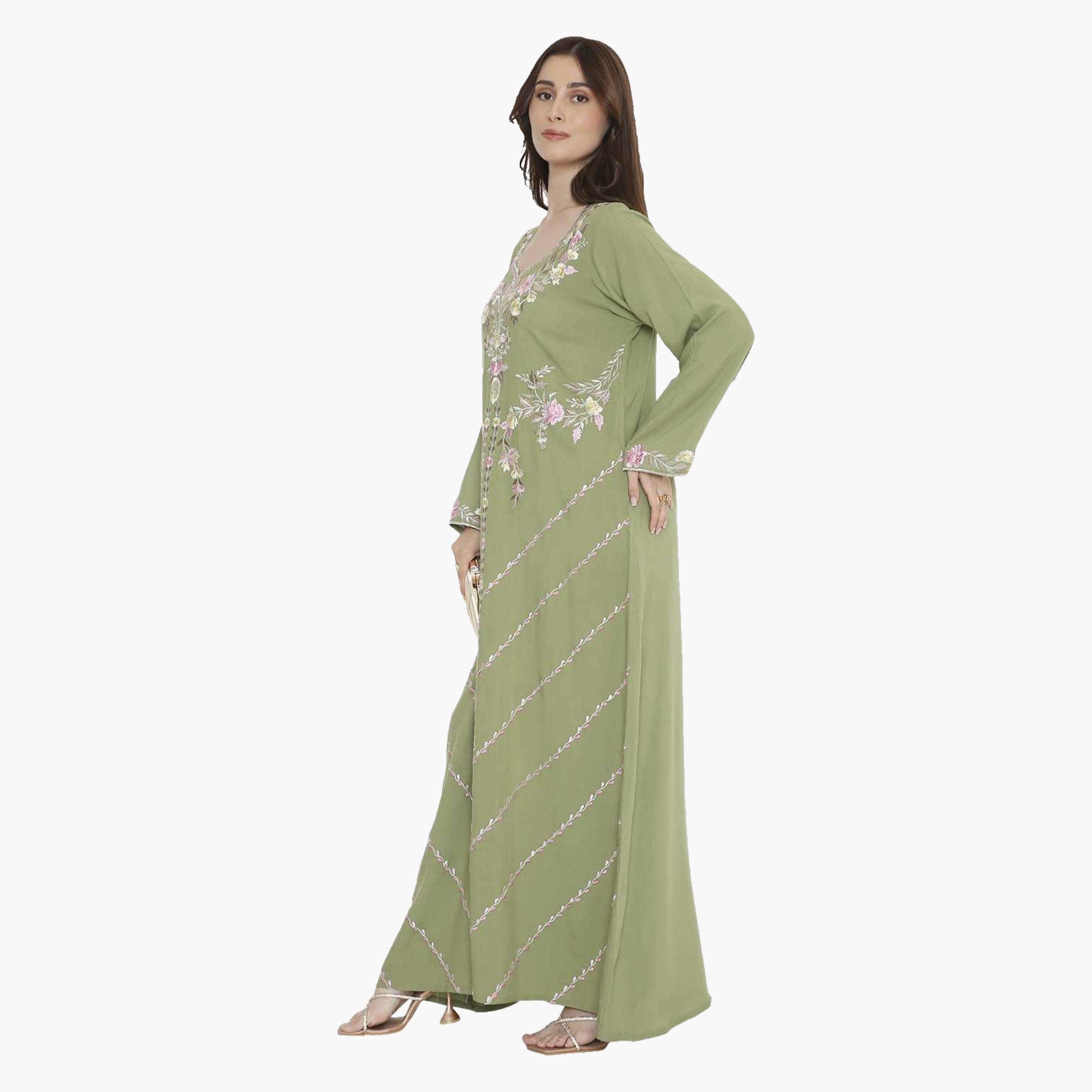 جلابية سهرة نسائية مطرزة بالورود بياقة على شكل فتحة من هانا اند سارة-women-arabicclothing-jalabiyas-image-4