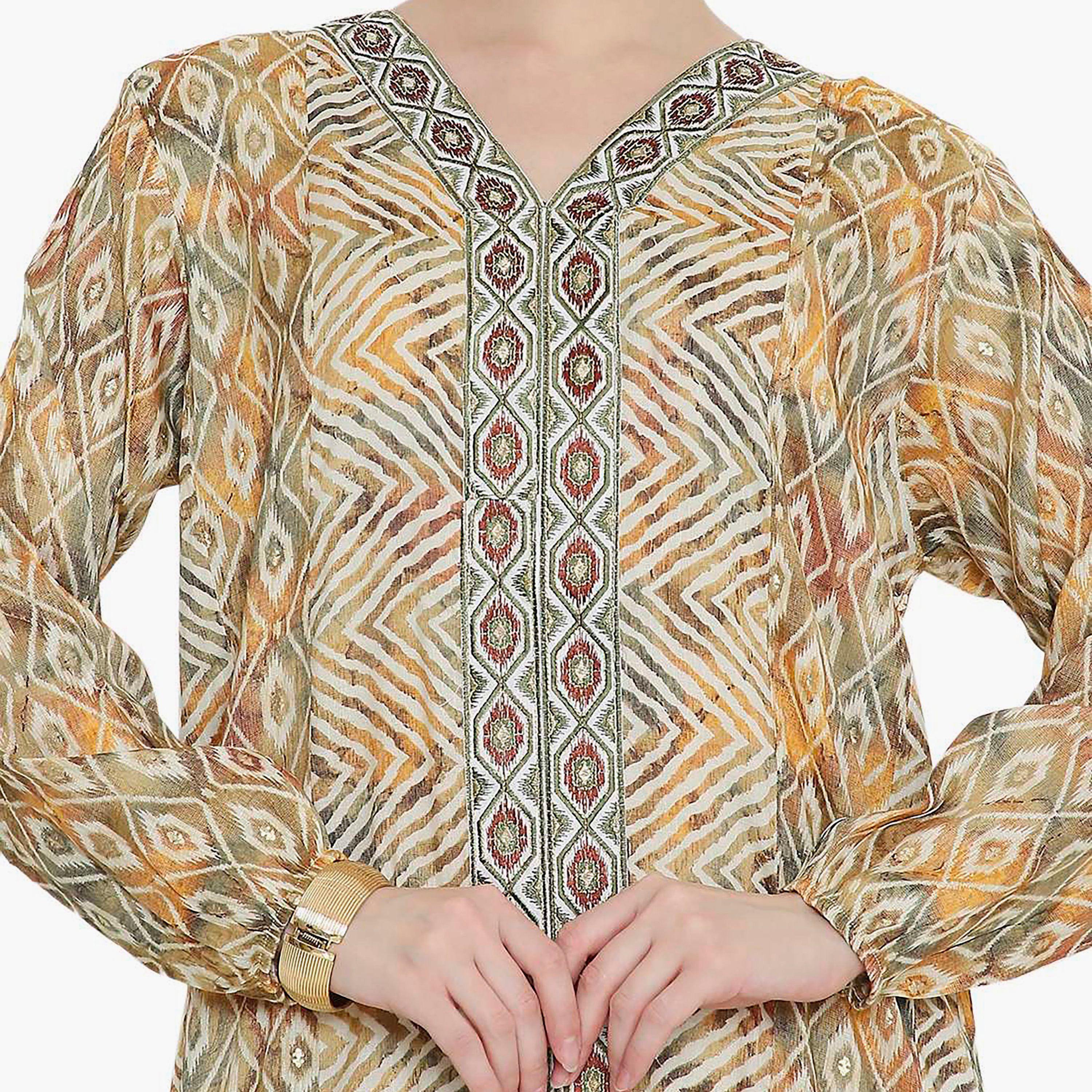 جلابية نسائية مخططة بنقوش شيفرون وتطريز من هانا اند سارة.-women-arabicclothing-jalabiyas-image-12
