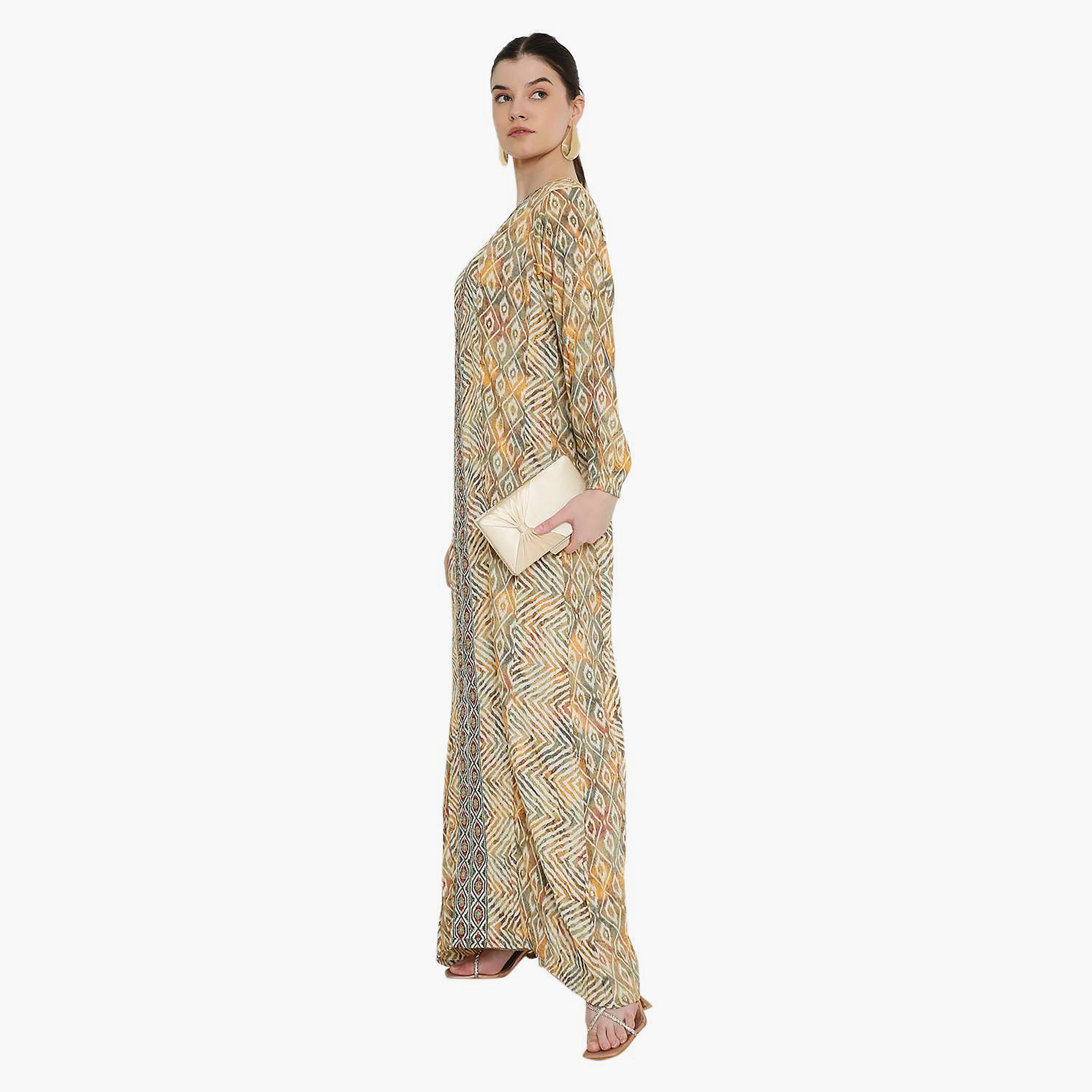 جلابية نسائية مخططة بنقوش شيفرون وتطريز من هانا اند سارة.-women-arabicclothing-jalabiyas-image-14