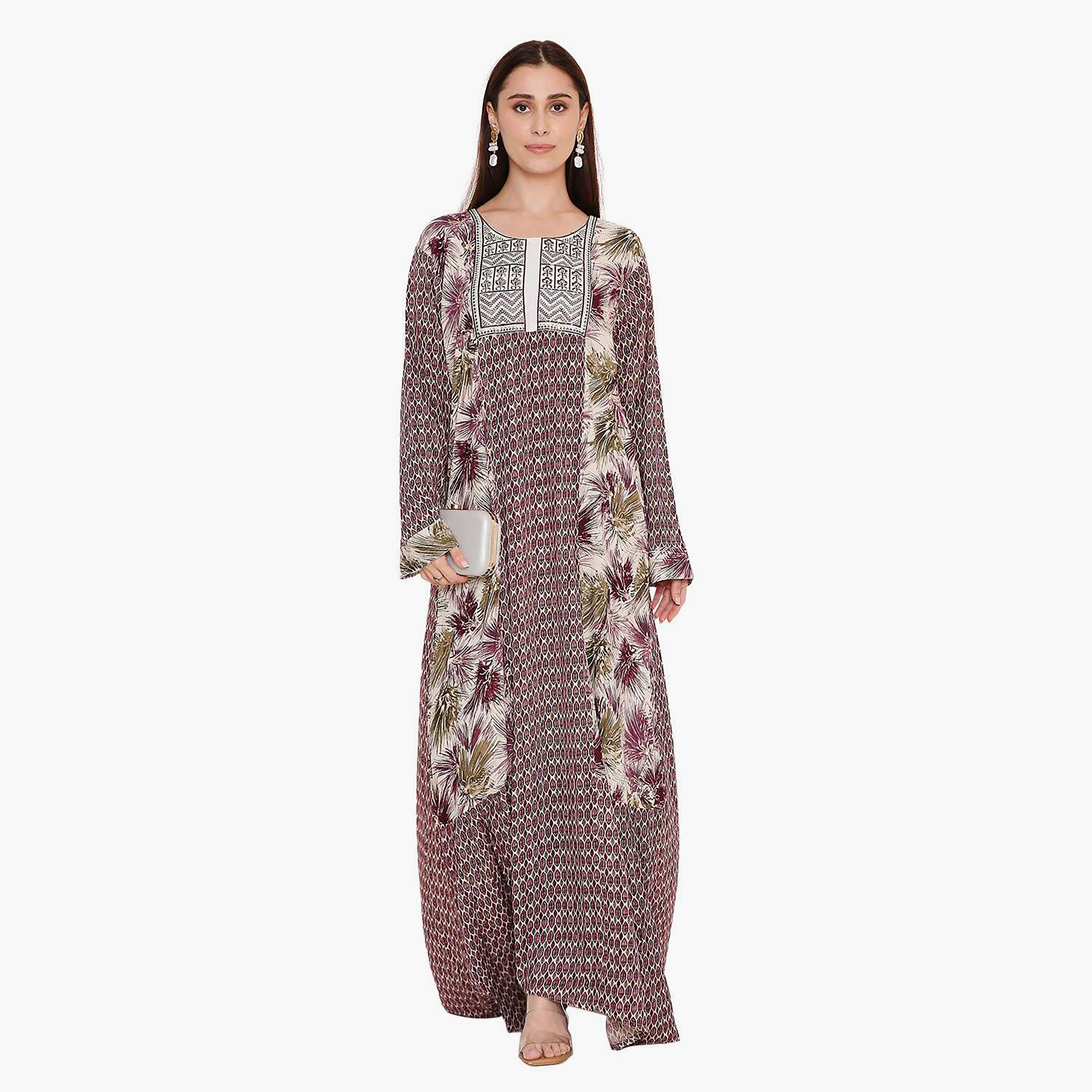 جلابية نسائية بطبعة هندسية وتطريز على الصدر من هانا اند سارة.-women-arabicclothing-jalabiyas-image-6