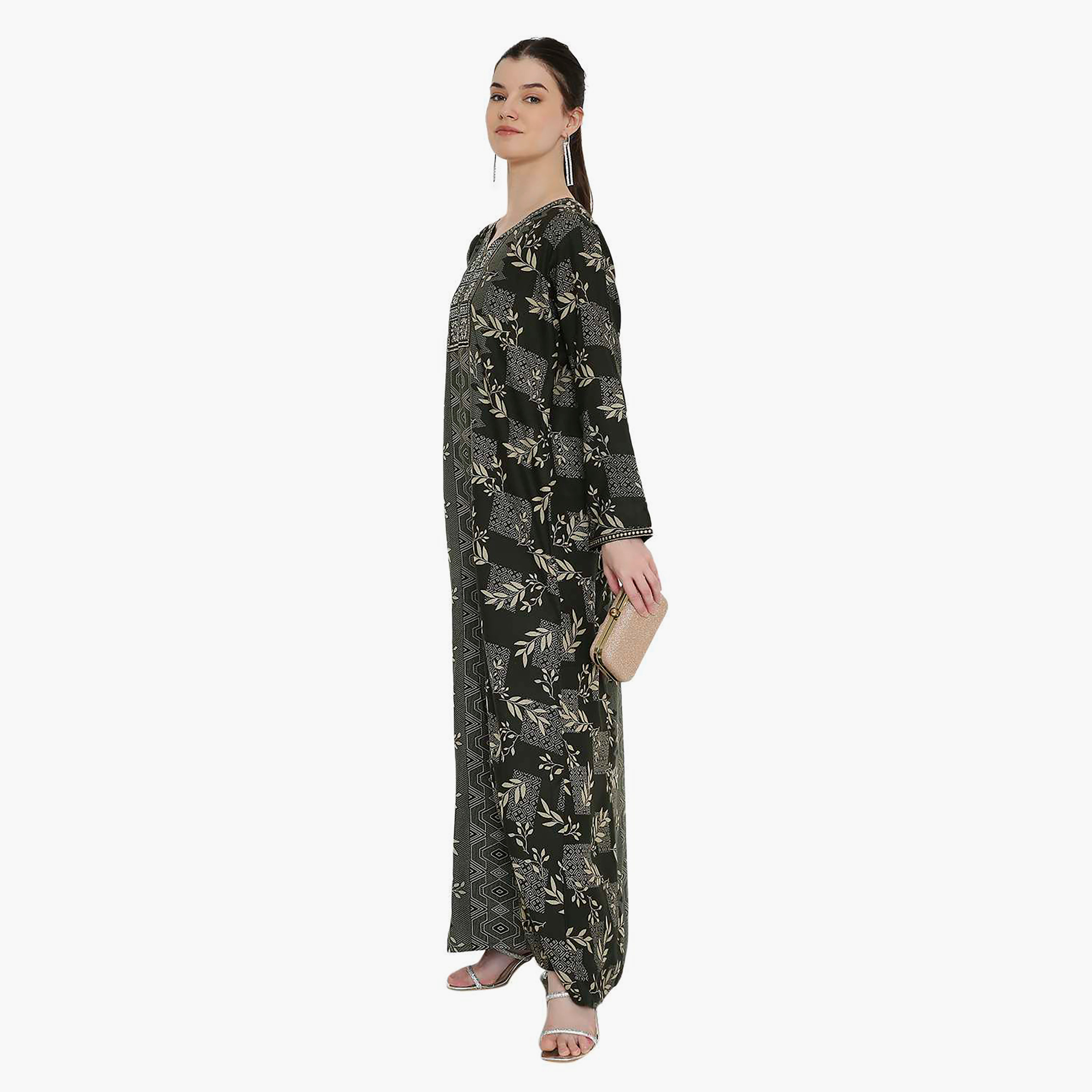 جلابية نسائية مطبوعة ومطرزة على الصدر من هانا اند سارة.-women-arabicclothing-jalabiyas-image-4