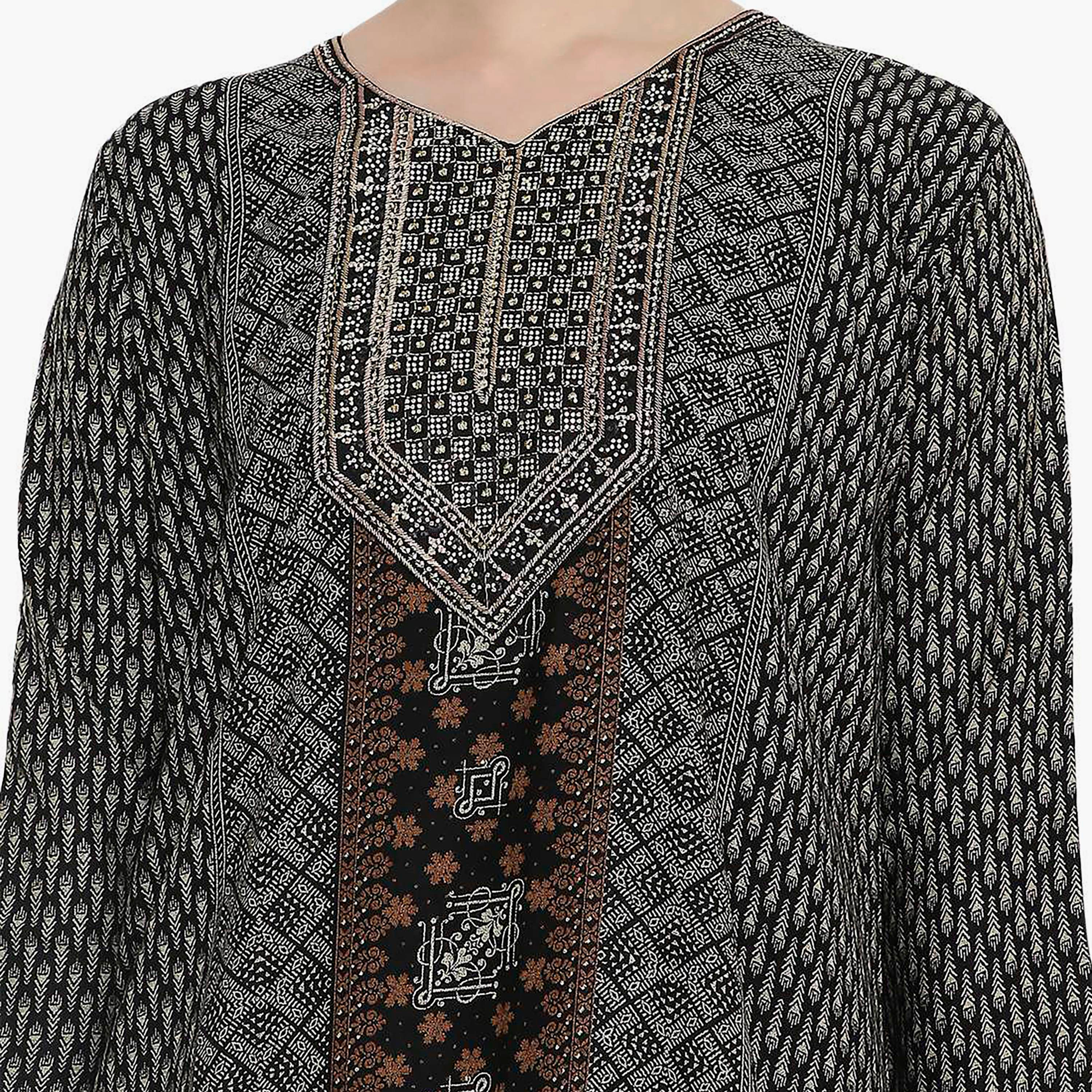 جلابية نسائية بطبعة هندسية وتطريز على الصدر من هانا اند سارة.-women-arabicclothing-jalabiyas-image-2