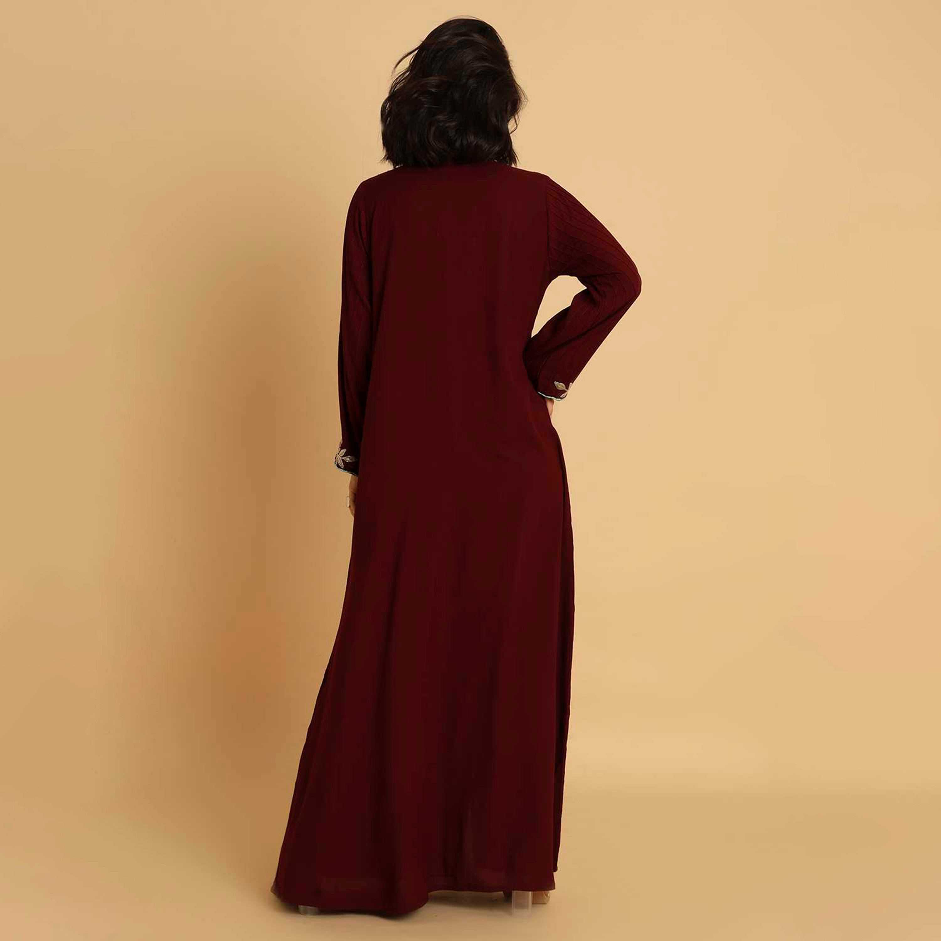 جلابية نسائية سهرة بتطريز زهور وياقة مندرين من هنا اند سارة.-women-arabicclothing-jalabiyas-image-5