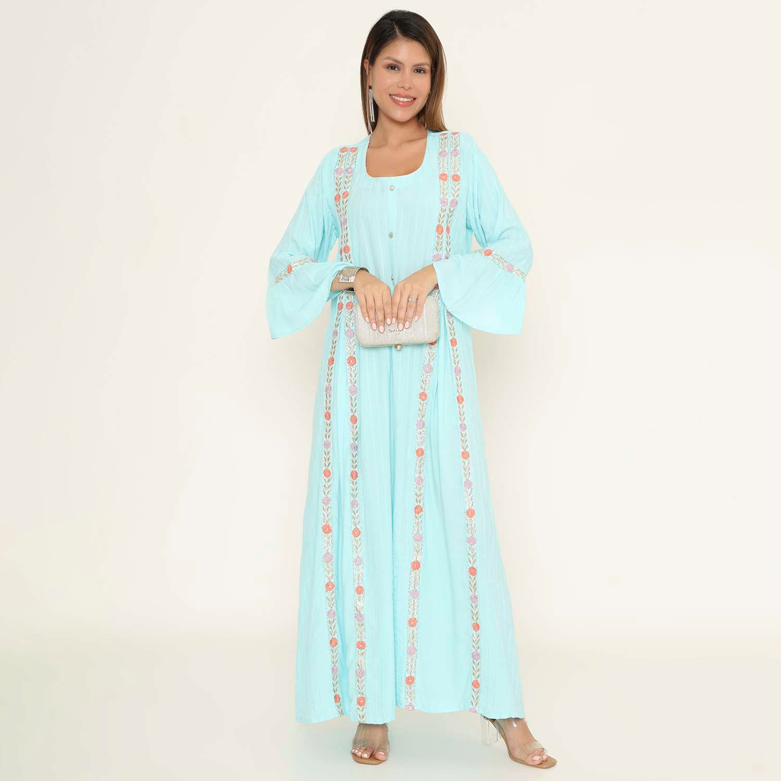 جلابية نسائية سهرة بتطريز زهور وياقة مربعة وأكمام جرس من هنا اند سارة.-women-arabicclothing-jalabiyas-image-1