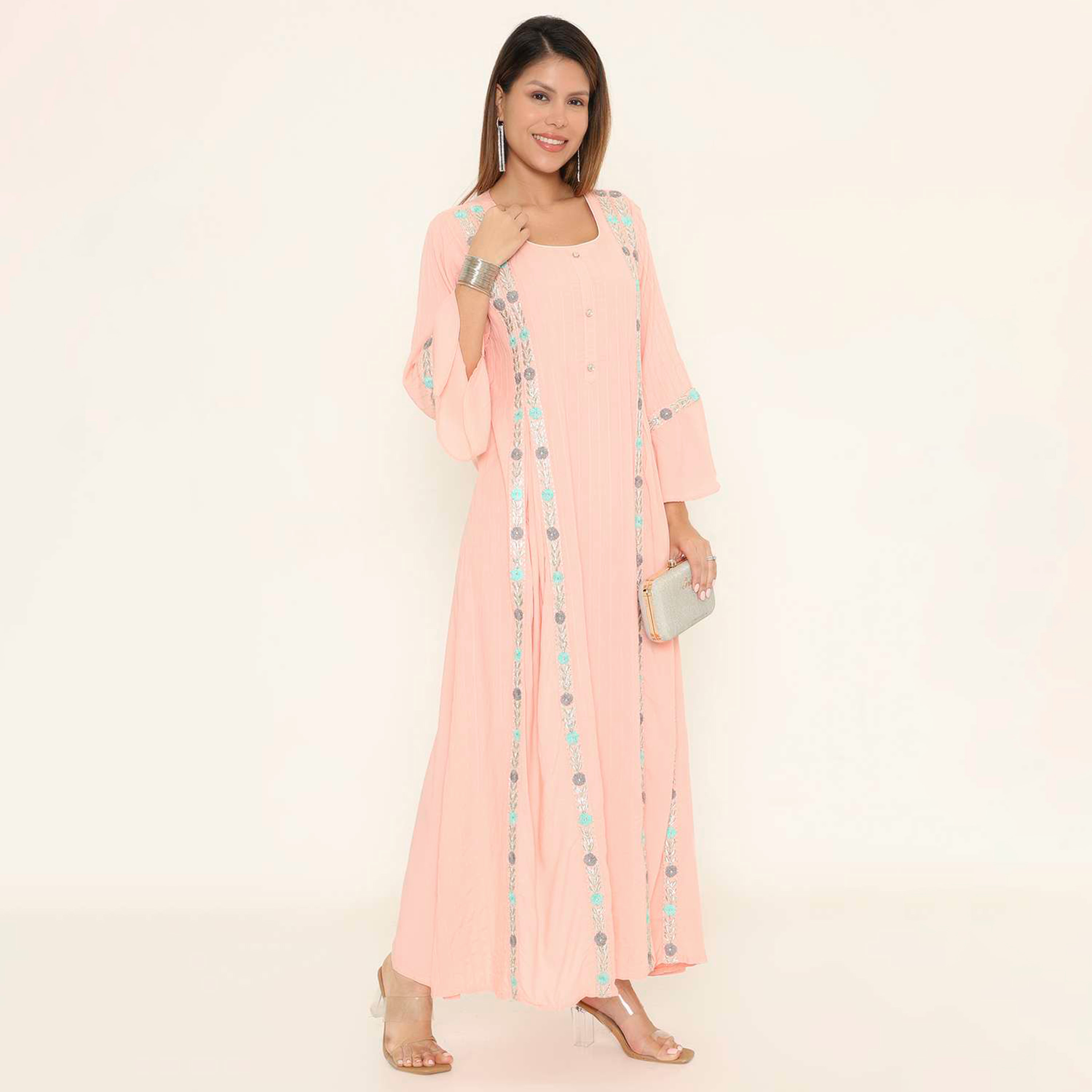 جلابية نسائية سهرة بتطريز زهور وياقة مربعة وأكمام جرس من هنا اند سارة.-women-arabicclothing-jalabiyas-image-14