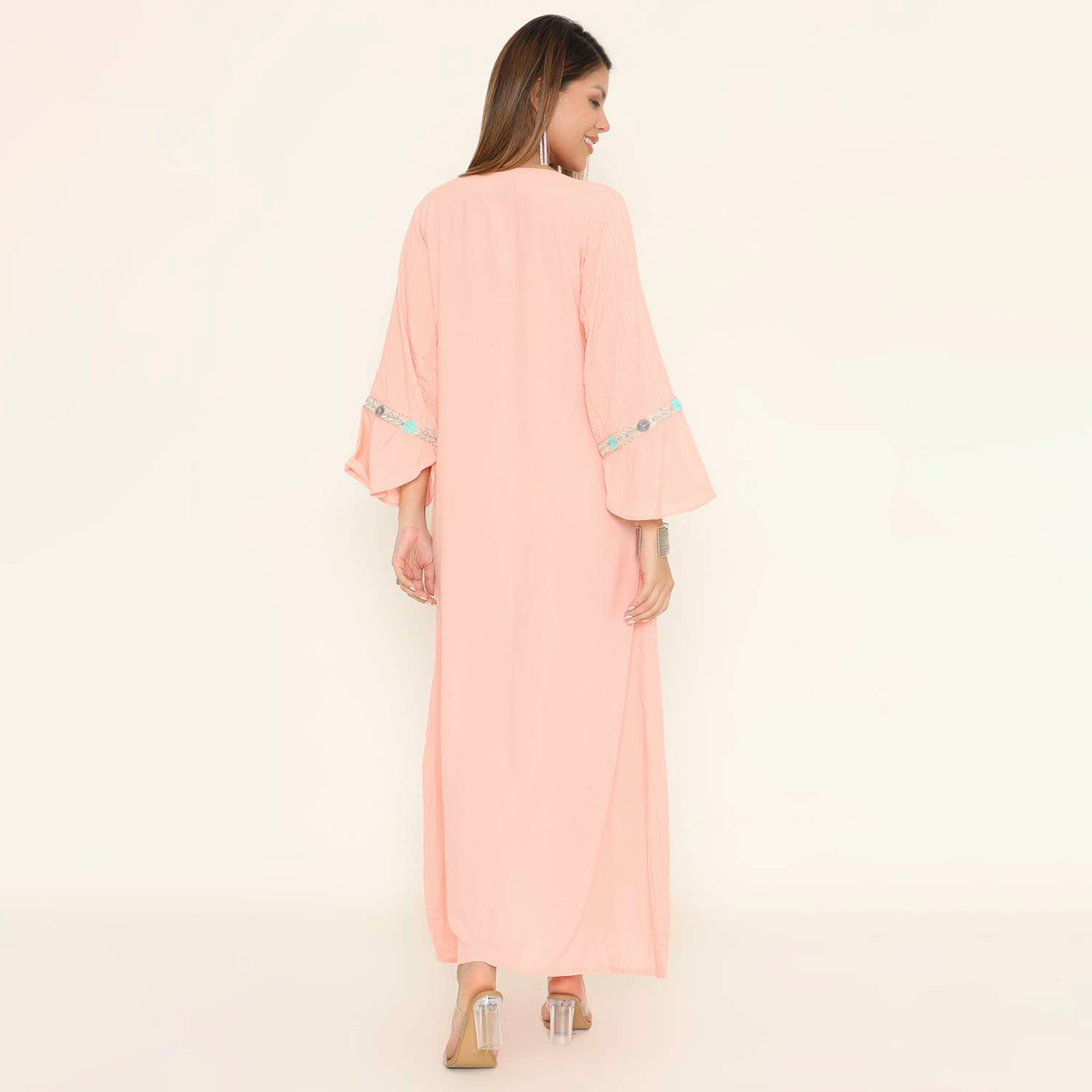 جلابية نسائية سهرة بتطريز زهور وياقة مربعة وأكمام جرس من هنا اند سارة.-women-arabicclothing-jalabiyas-image-15