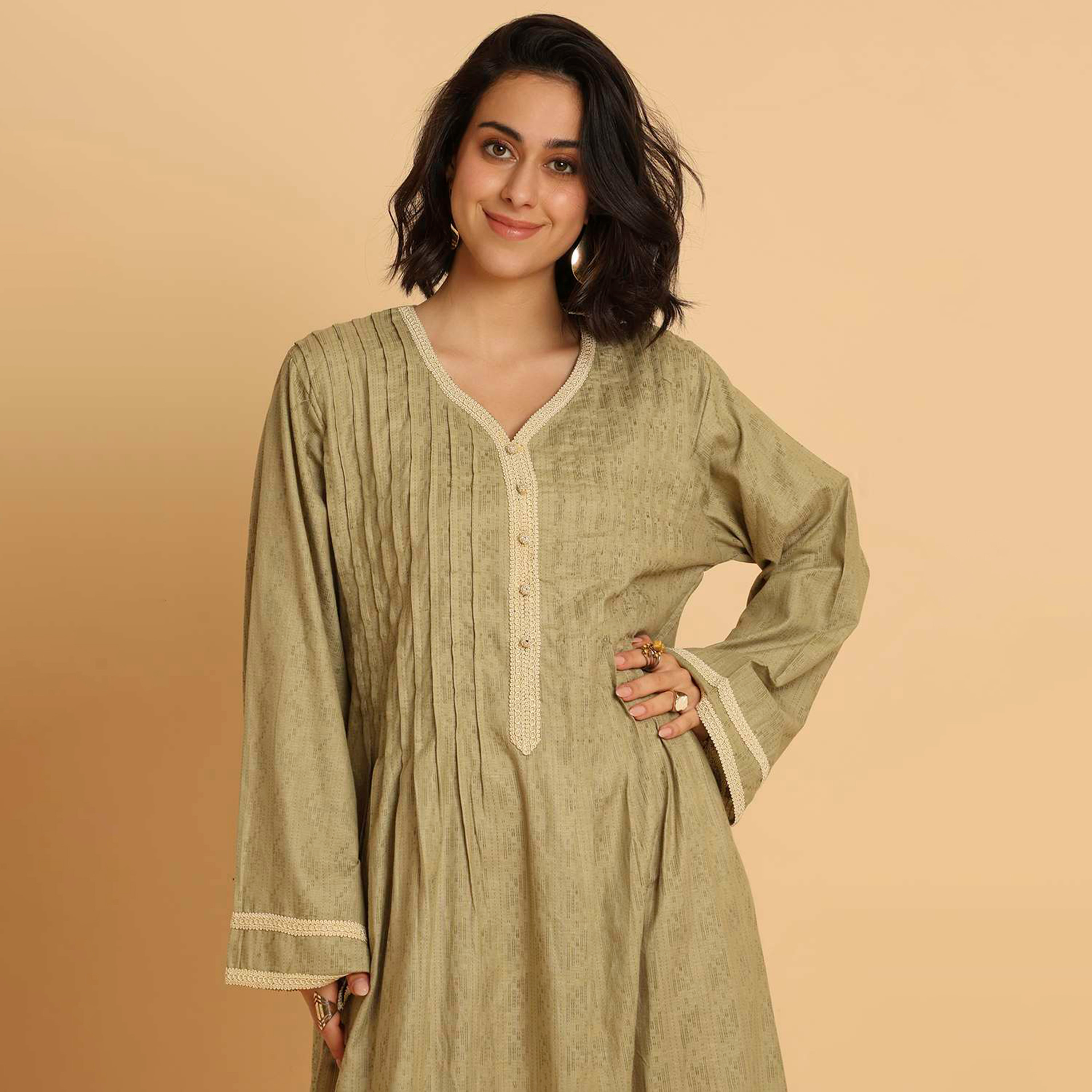 HanaandSara Pintuck Detailed Wide Sleeves Women's Casual Jalabiya-women-arabicclothing-jalabiyas-image-2