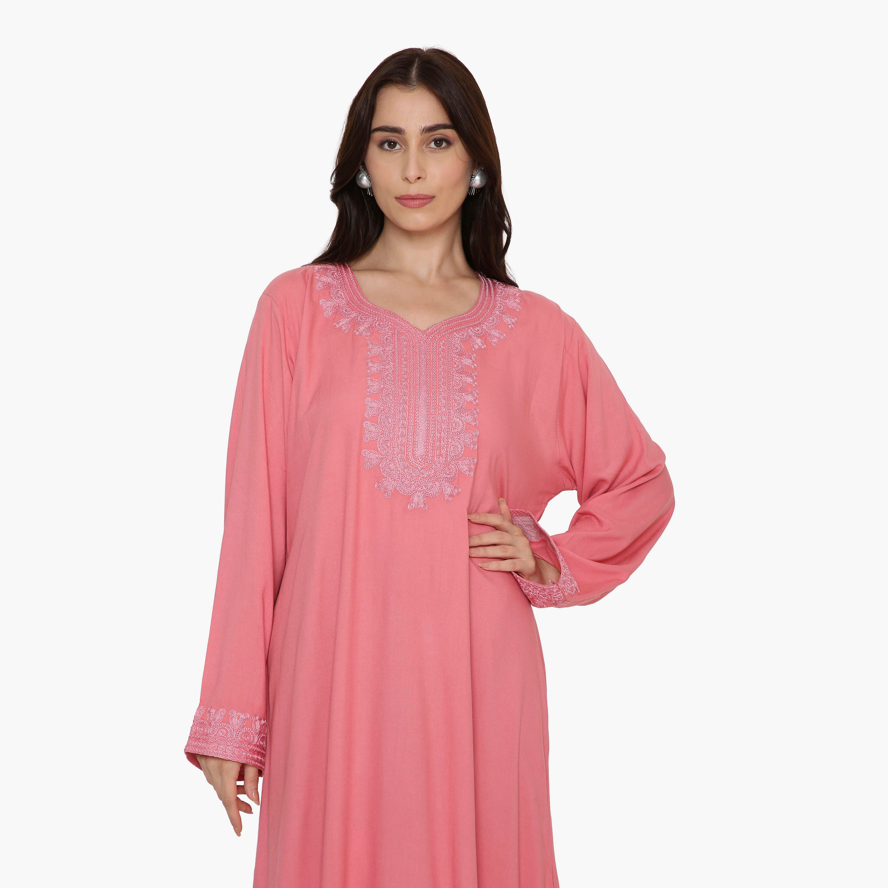 جلابية نسائية سهرة مزينة بتطريز على الصدر من هنا اند سارة.-women-arabicclothing-jalabiyas-image-7