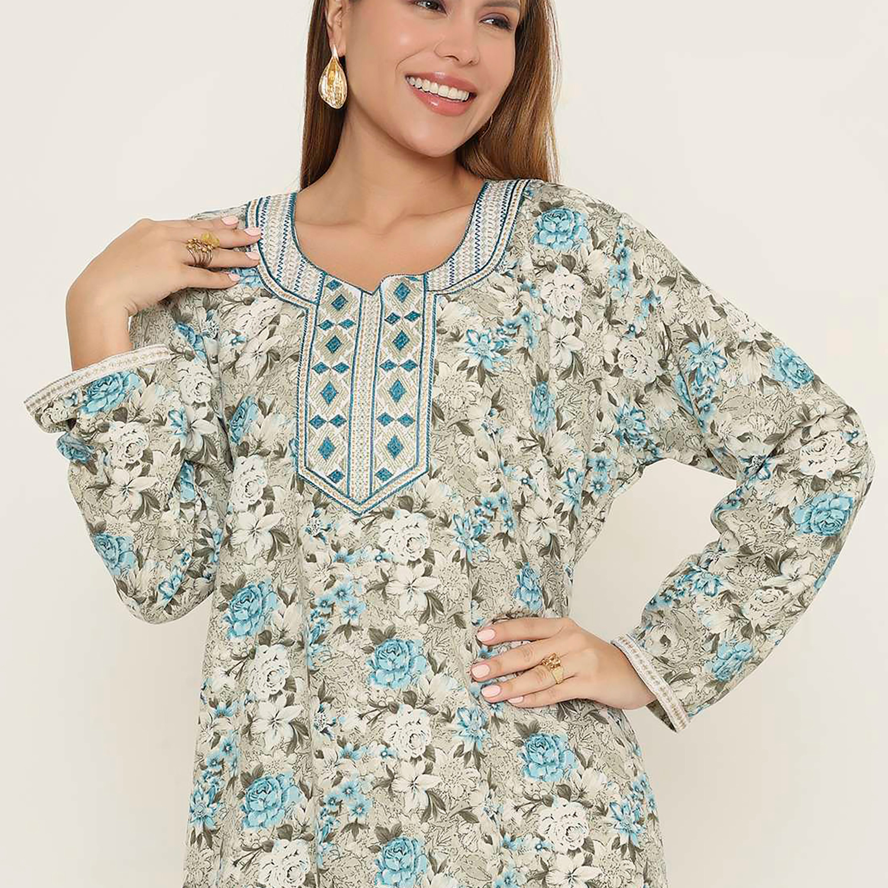 جلابية نسائية كاجوال بطبعة زهور من هنا اند سارة.-women-arabicclothing-jalabiyas-image-2