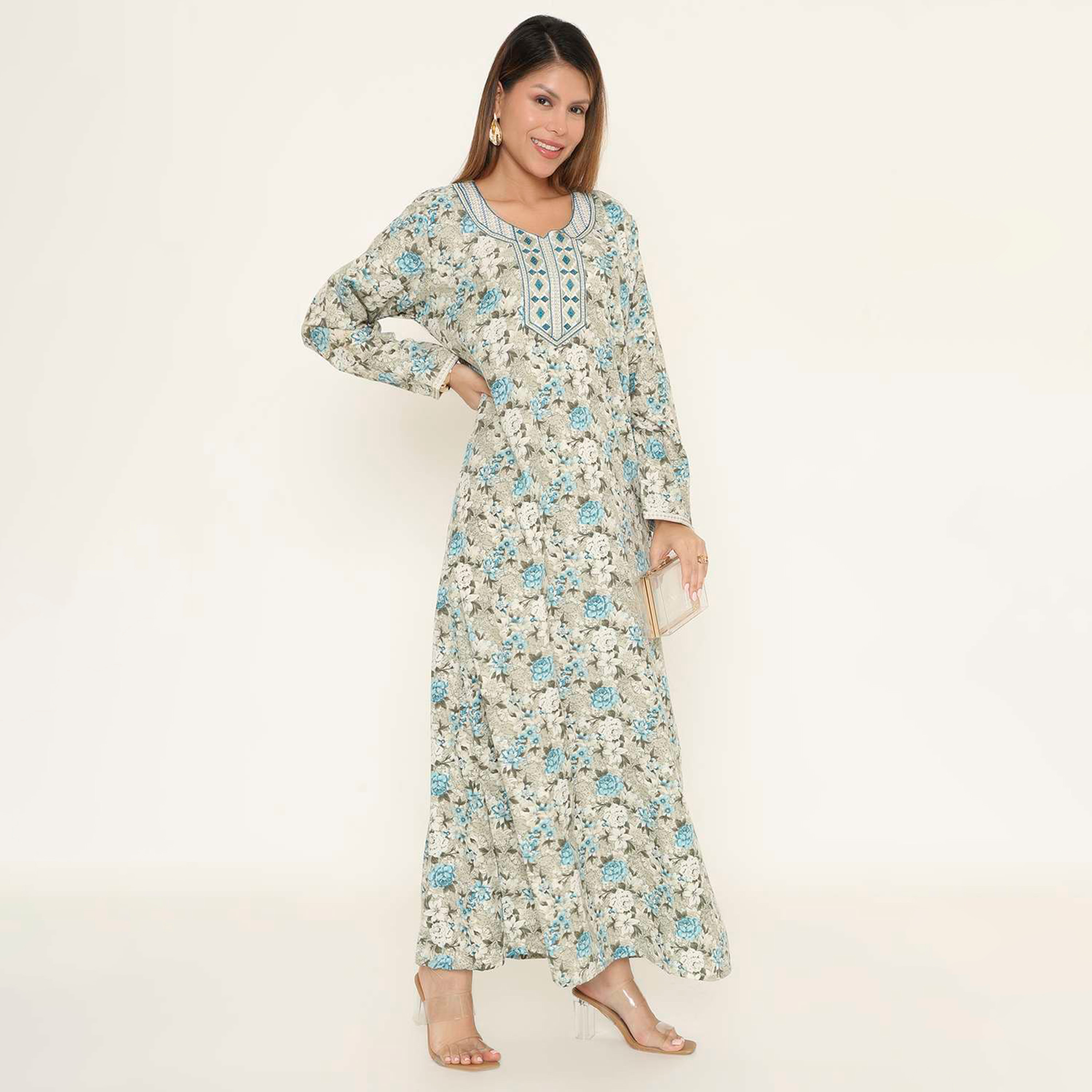 جلابية نسائية كاجوال بطبعة زهور من هنا اند سارة.-women-arabicclothing-jalabiyas-image-4