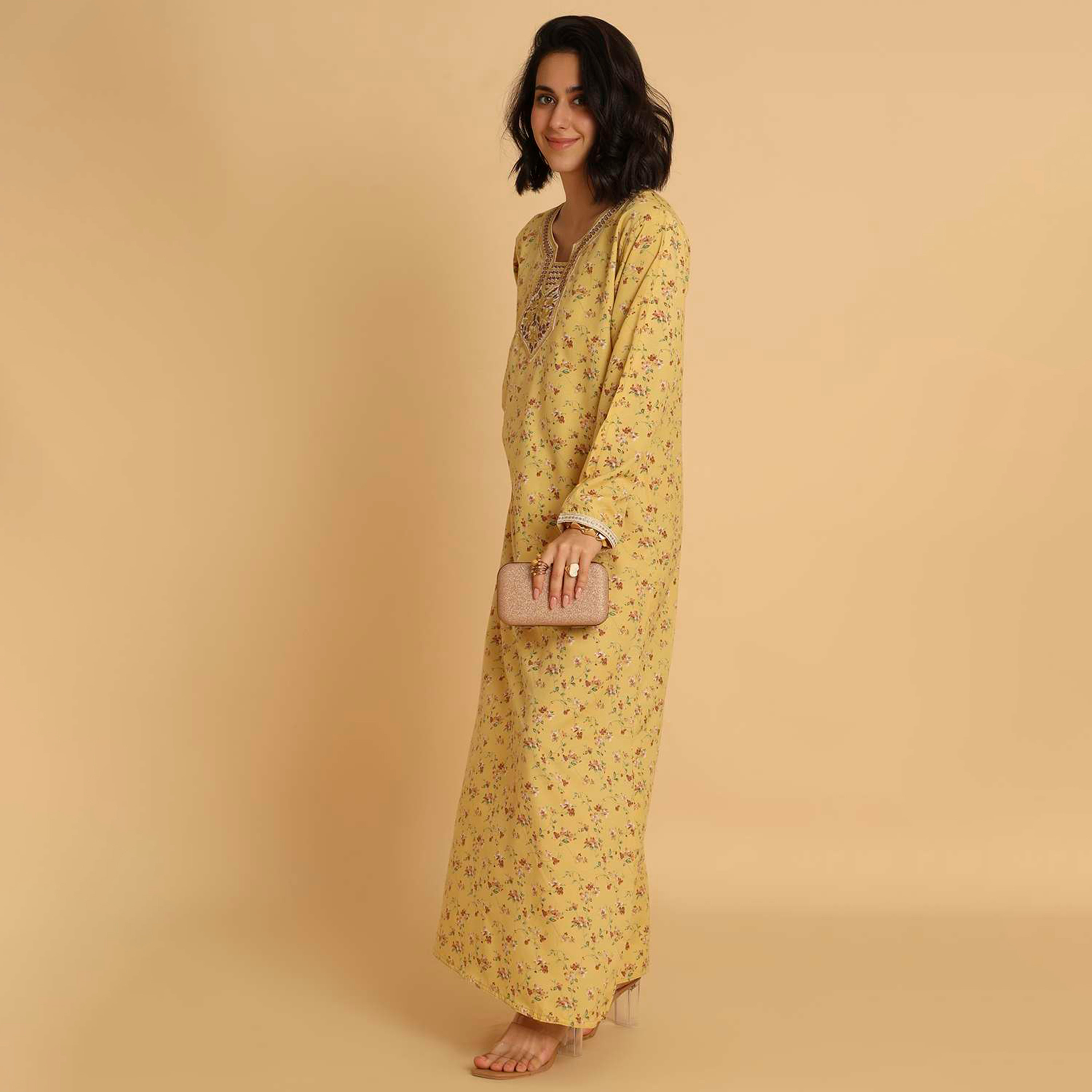 جلابية نسائية كاجوال بطبعة زهور من هنا اند سارة.-women-arabicclothing-jalabiyas-image-3